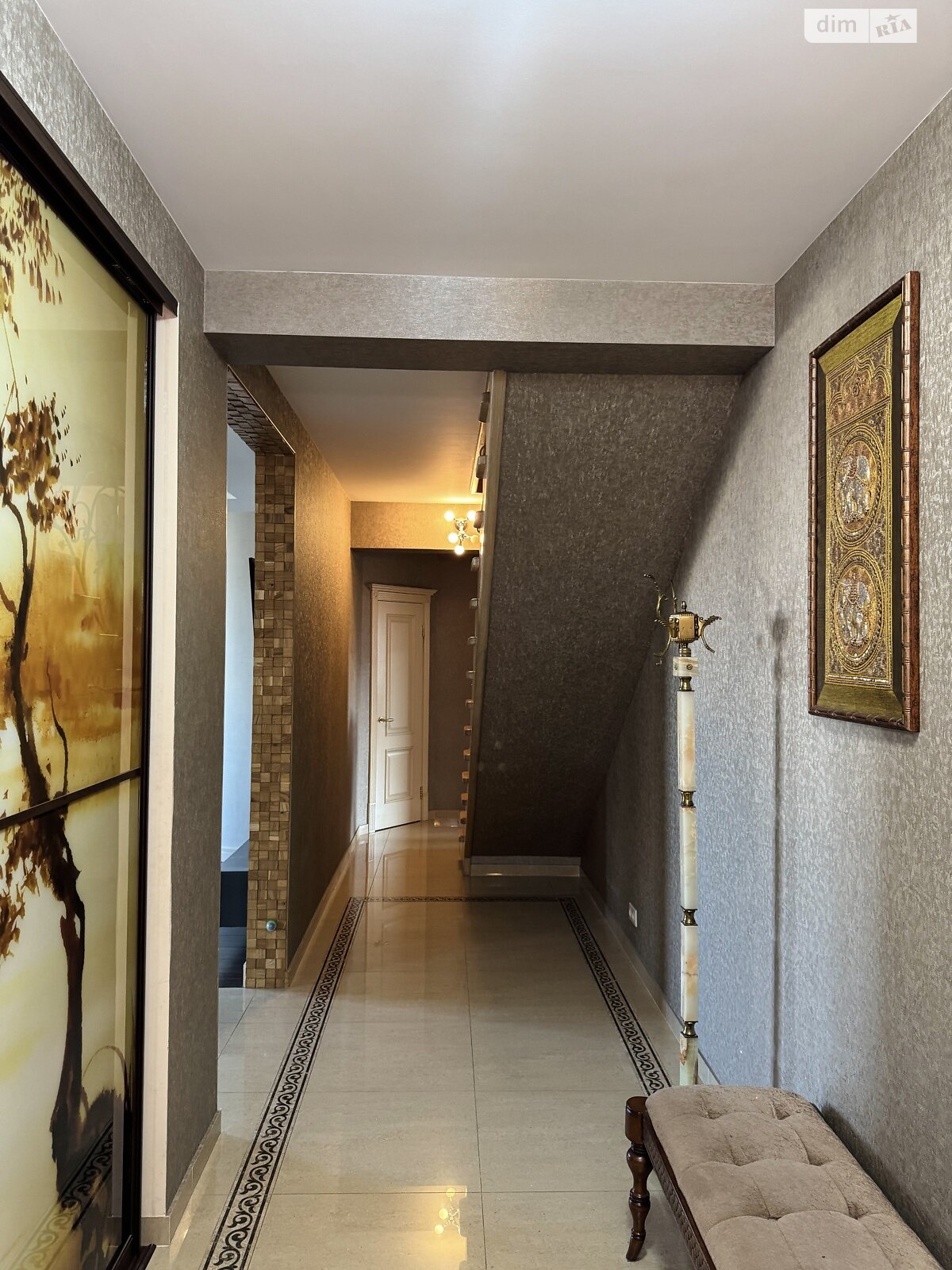 Продаж п`ятикімнатної квартири в Києві, на вул. Степана Рудницького 3/7, район Теремки-2 фото 1 Продаж п`ятикімнатної квартири в Києві, на вул. Степана Рудницького 3/7, район Теремки-2 фото 1