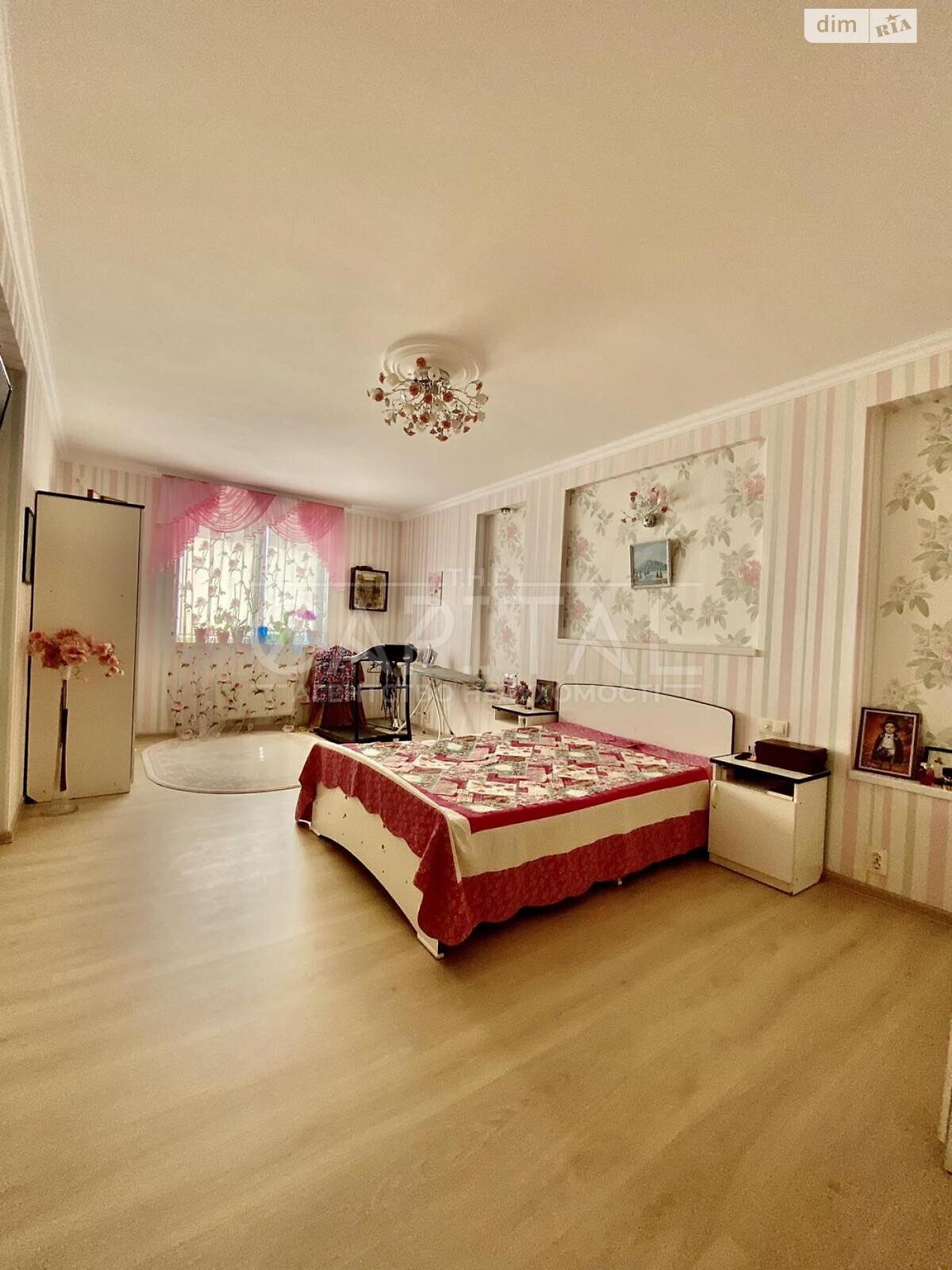 Продаж п`ятикімнатної квартири в Києві, на вул. Степана Рудницького 5, район Голосіївський фото 1 Продаж п`ятикімнатної квартири в Києві, на вул. Степана Рудницького 5, район Голосіївський фото 1