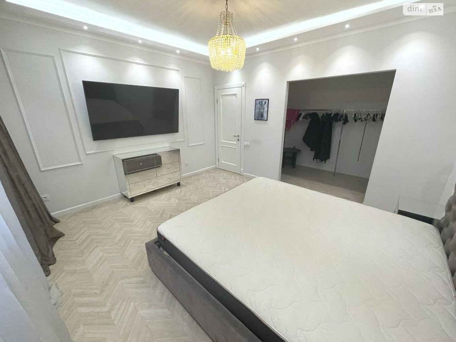 Продажа однокомнатной квартиры в Киеве, на ул. Степана Рудницкого 3/7, район Теремки-2 фото 1