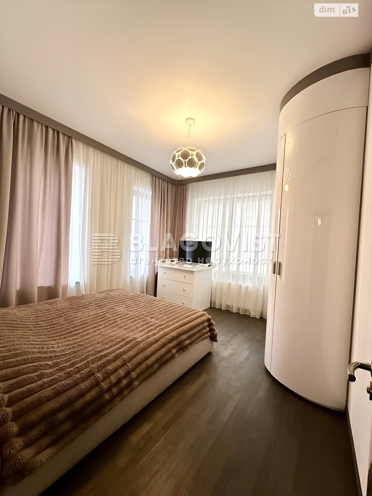 Продаж трикімнатної квартири в Києві, на вул. Успішна 18, район Теремки-2 фото 1 Продаж трикімнатної квартири в Києві, на вул. Успішна 18, район Теремки-2 фото 1