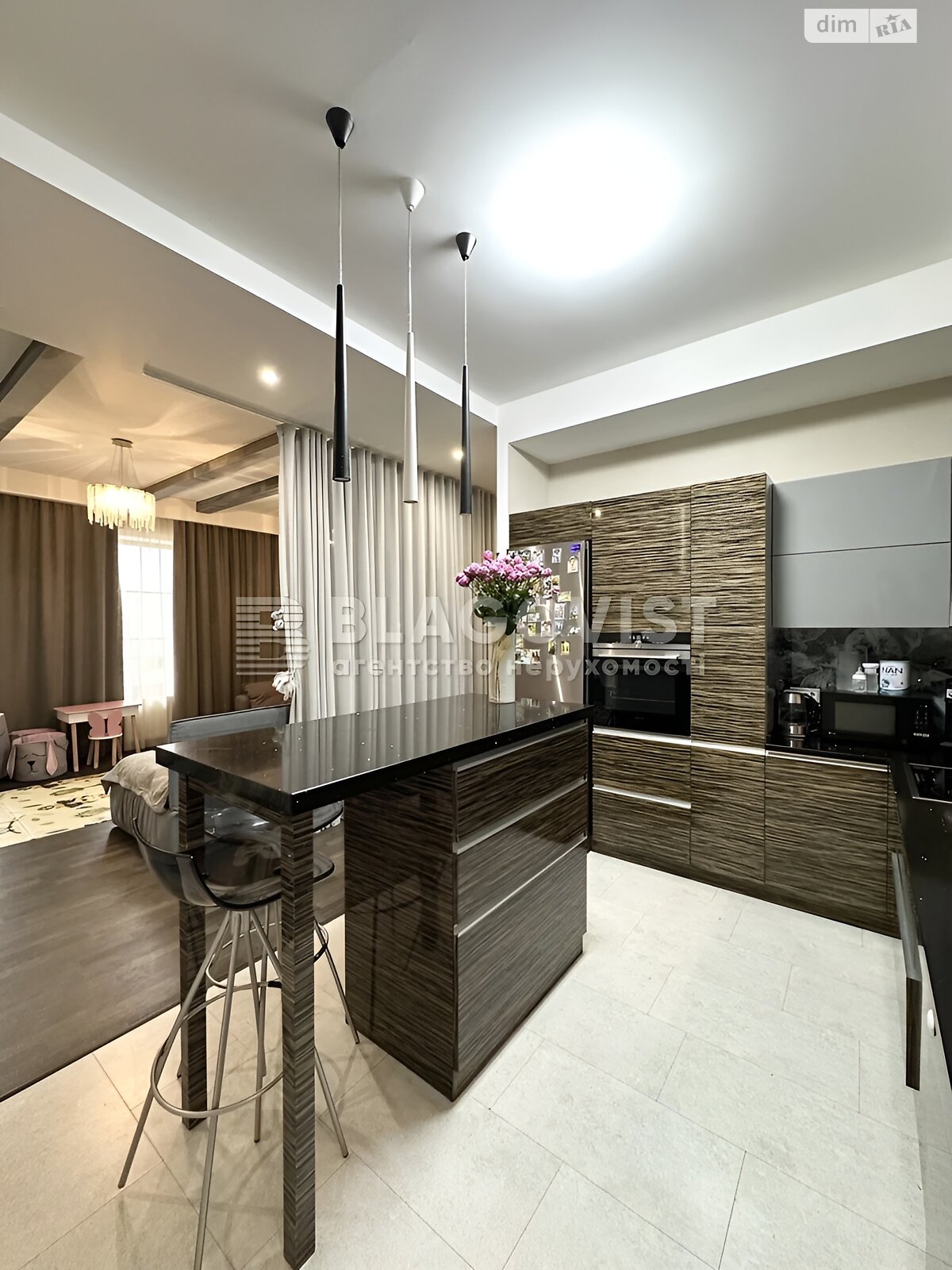 Продаж трикімнатної квартири в Києві, на вул. Успішна 18, район Теремки-2 фото 1 Продаж трикімнатної квартири в Києві, на вул. Успішна 18, район Теремки-2 фото 1