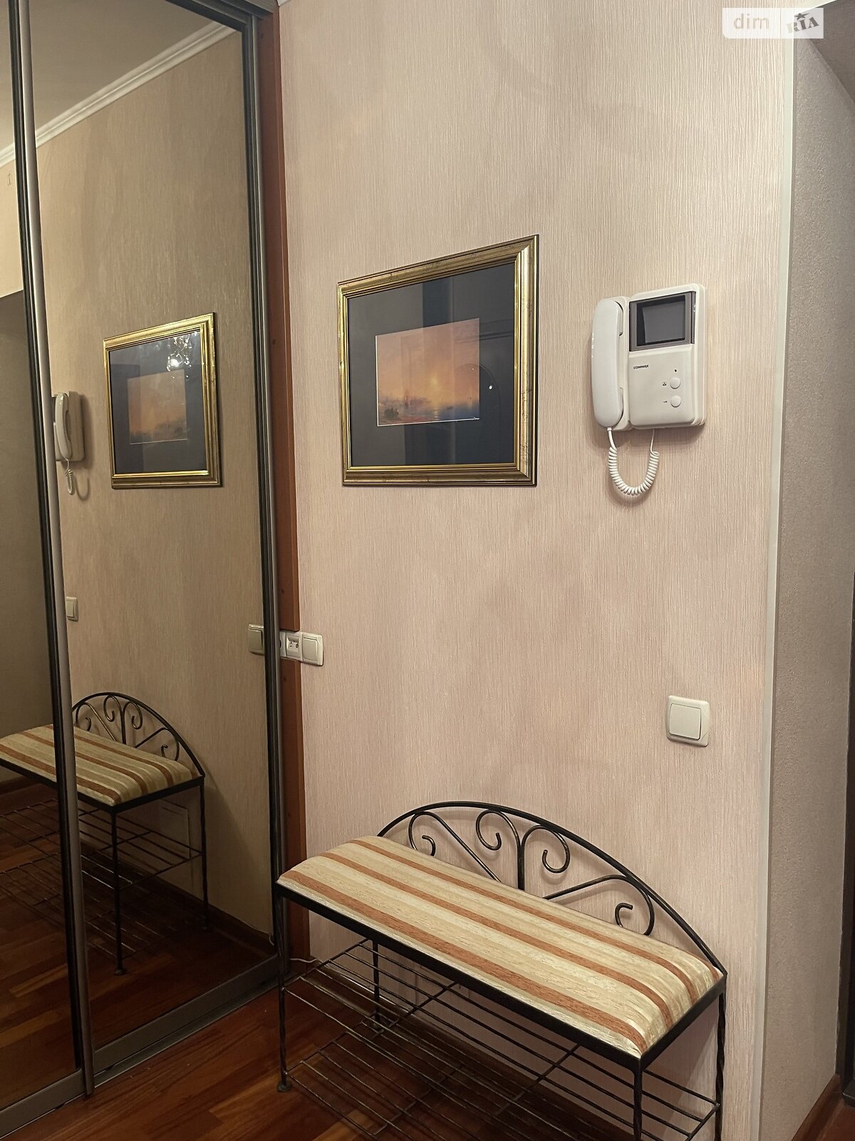 Продаж однокімнатної квартири в Києві, на вул. Юлії Здановської 60А, район Теремки-2 фото 1 Продаж однокімнатної квартири в Києві, на вул. Юлії Здановської 60А, район Теремки-2 фото 1