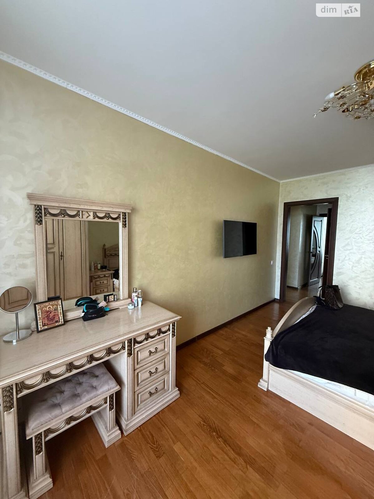 Продажа трехкомнатной квартиры в Киеве, на ул. Юлии Здановской 58, район Теремки-2 фото 1 Продажа трехкомнатной квартиры в Киеве, на ул. Юлии Здановской 58, район Теремки-2 фото 1
