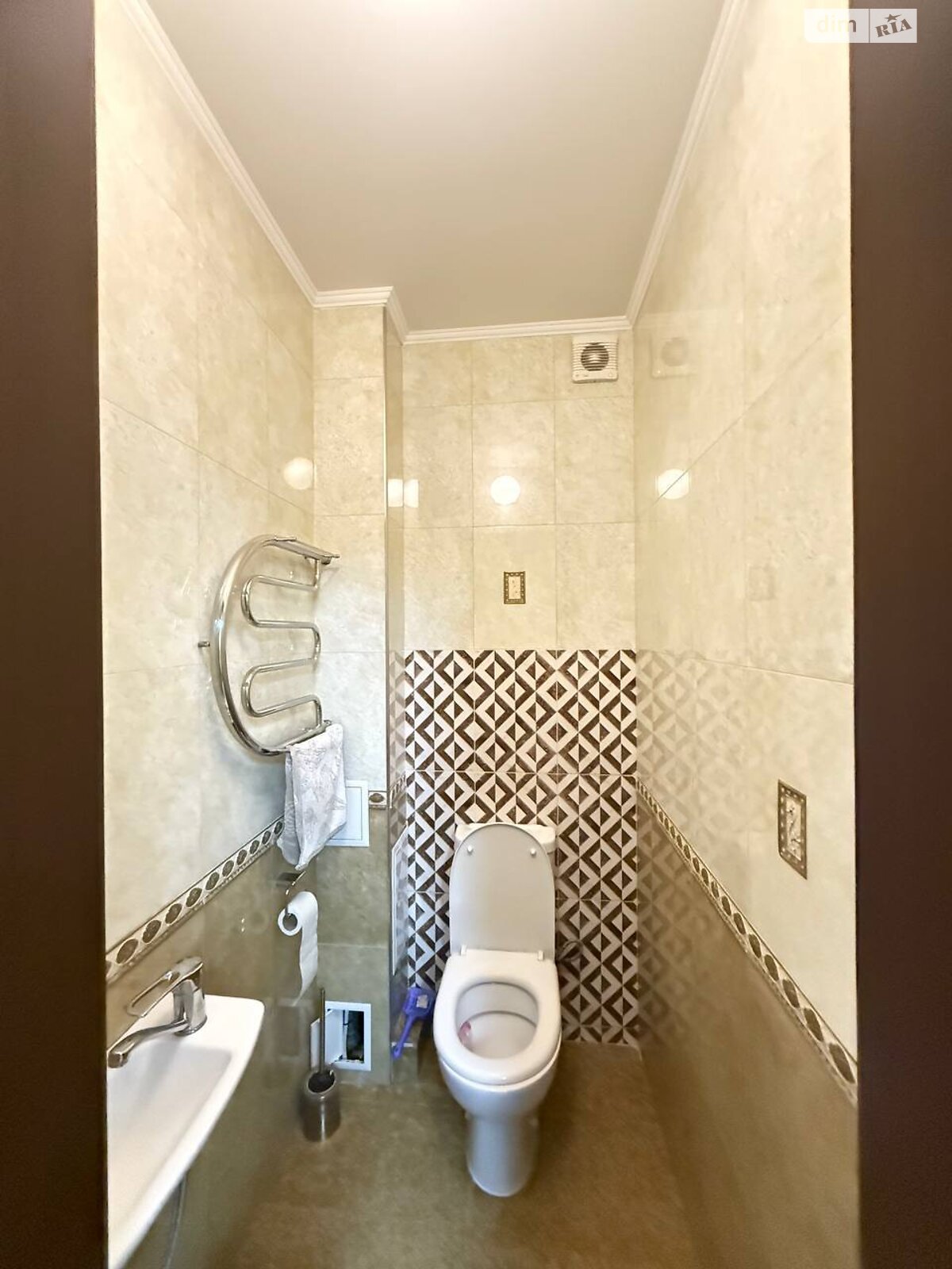 Продажа трехкомнатной квартиры в Киеве, на ул. Юлии Здановской 58, район Теремки-2 фото 1 Продажа трехкомнатной квартиры в Киеве, на ул. Юлии Здановской 58, район Теремки-2 фото 1