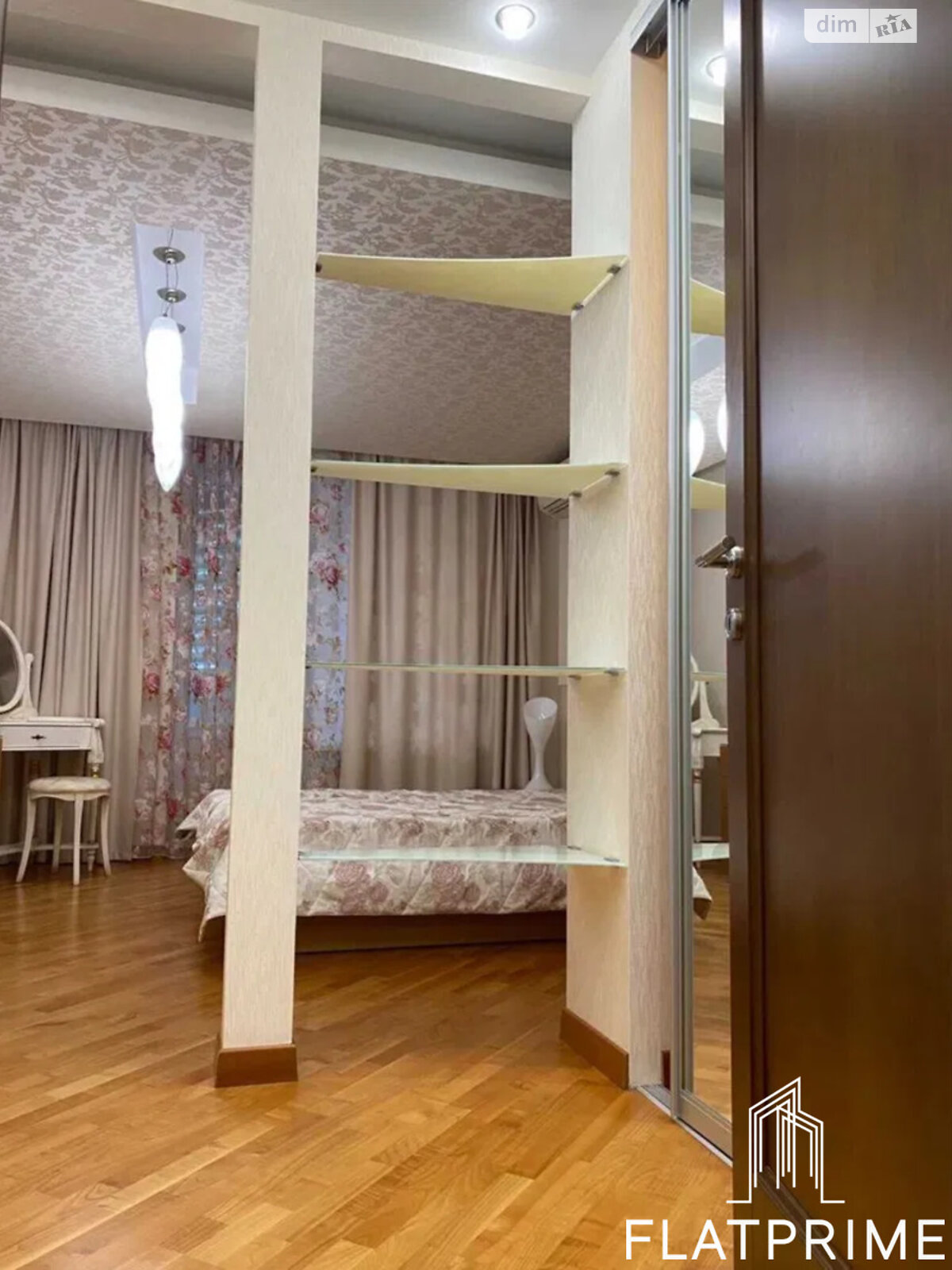 Продажа четырехкомнатной квартиры в Киеве, на ул. Юлии Здановской 60/5, район Теремки-2 фото 1 Продажа четырехкомнатной квартиры в Киеве, на ул. Юлии Здановской 60/5, район Теремки-2 фото 1