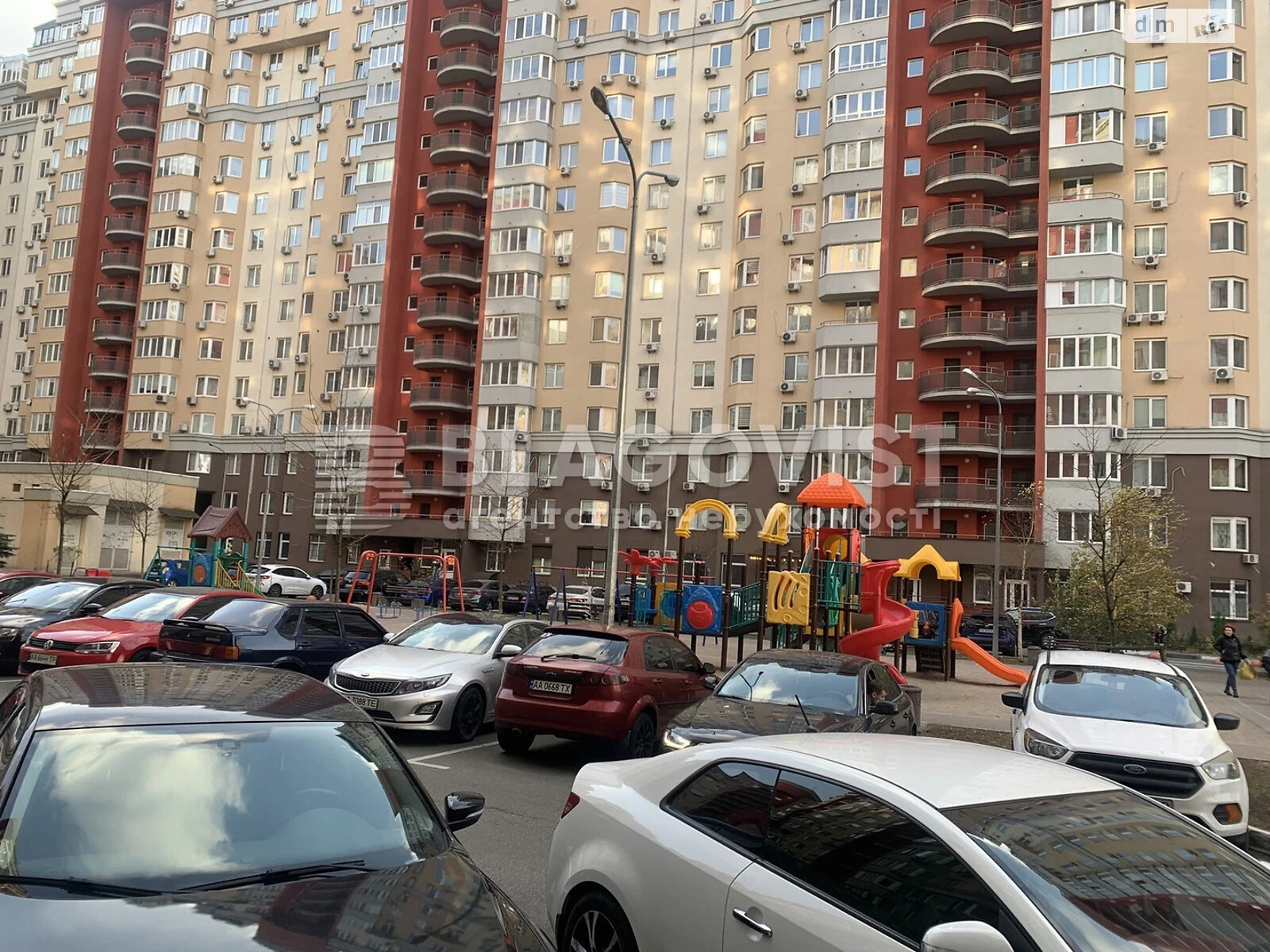 Продажа однокомнатной квартиры в Киеве, на ул. Юлии Здановской 50/2, район Теремки-2 фото 1 Продажа однокомнатной квартиры в Киеве, на ул. Юлии Здановской 50/2, район Теремки-2 фото 1