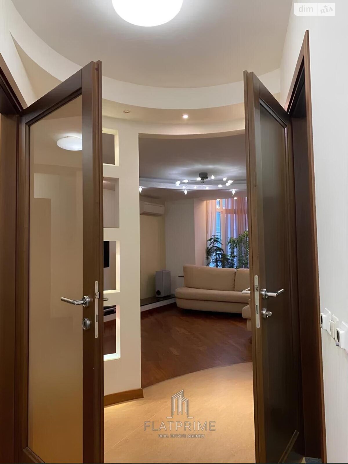 Продажа трехкомнатной квартиры в Киеве, на ул. Юлии Здановской 60/5, район Теремки-2 фото 1 Продажа трехкомнатной квартиры в Киеве, на ул. Юлии Здановской 60/5, район Теремки-2 фото 1
