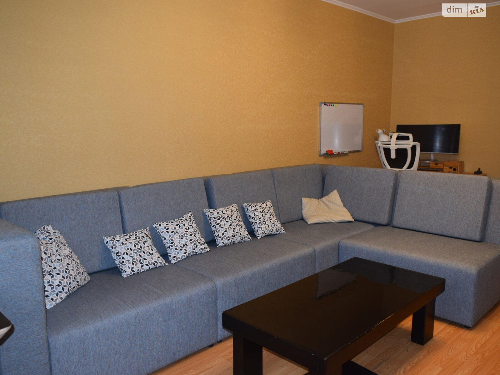 Продажа трехкомнатной квартиры в Киеве, на ул. Юлии Здановской 52А, район Голосеевский фото 1 Продажа трехкомнатной квартиры в Киеве, на ул. Юлии Здановской 52А, район Голосеевский фото 1