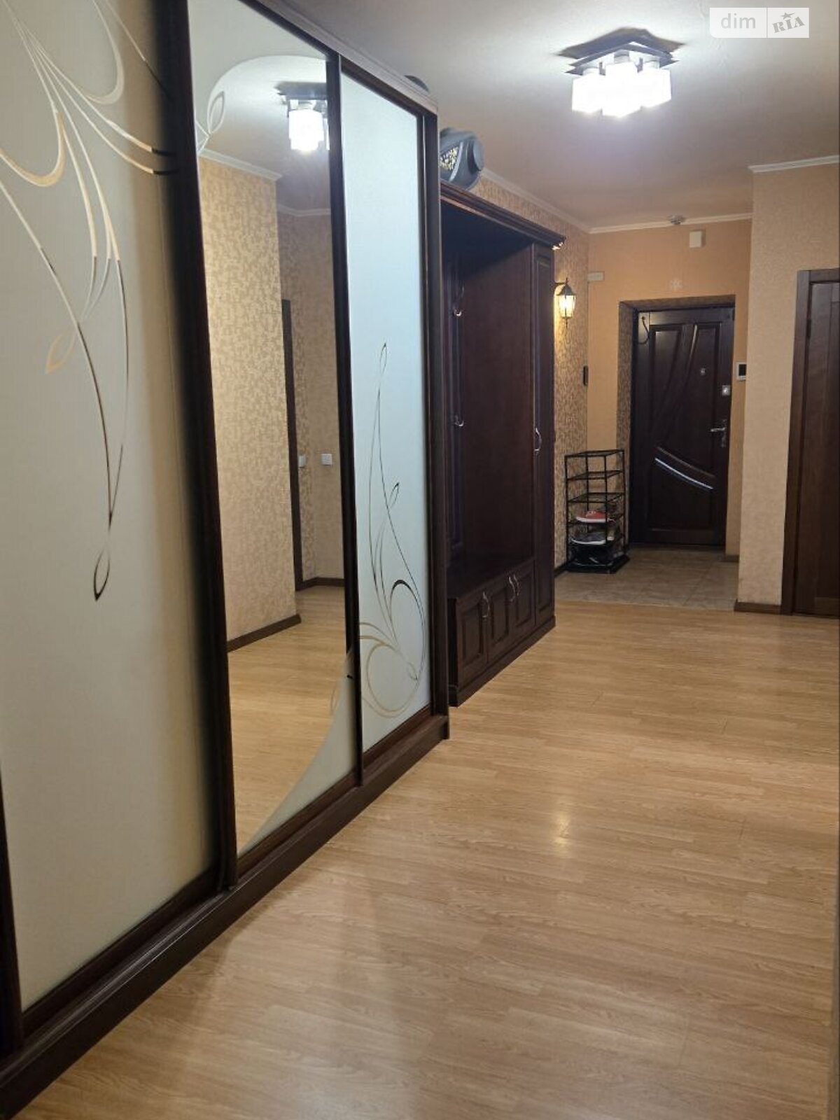 Продажа трехкомнатной квартиры в Киеве, на ул. Юлии Здановской 52А, район Голосеевский фото 1 Продажа трехкомнатной квартиры в Киеве, на ул. Юлии Здановской 52А, район Голосеевский фото 1