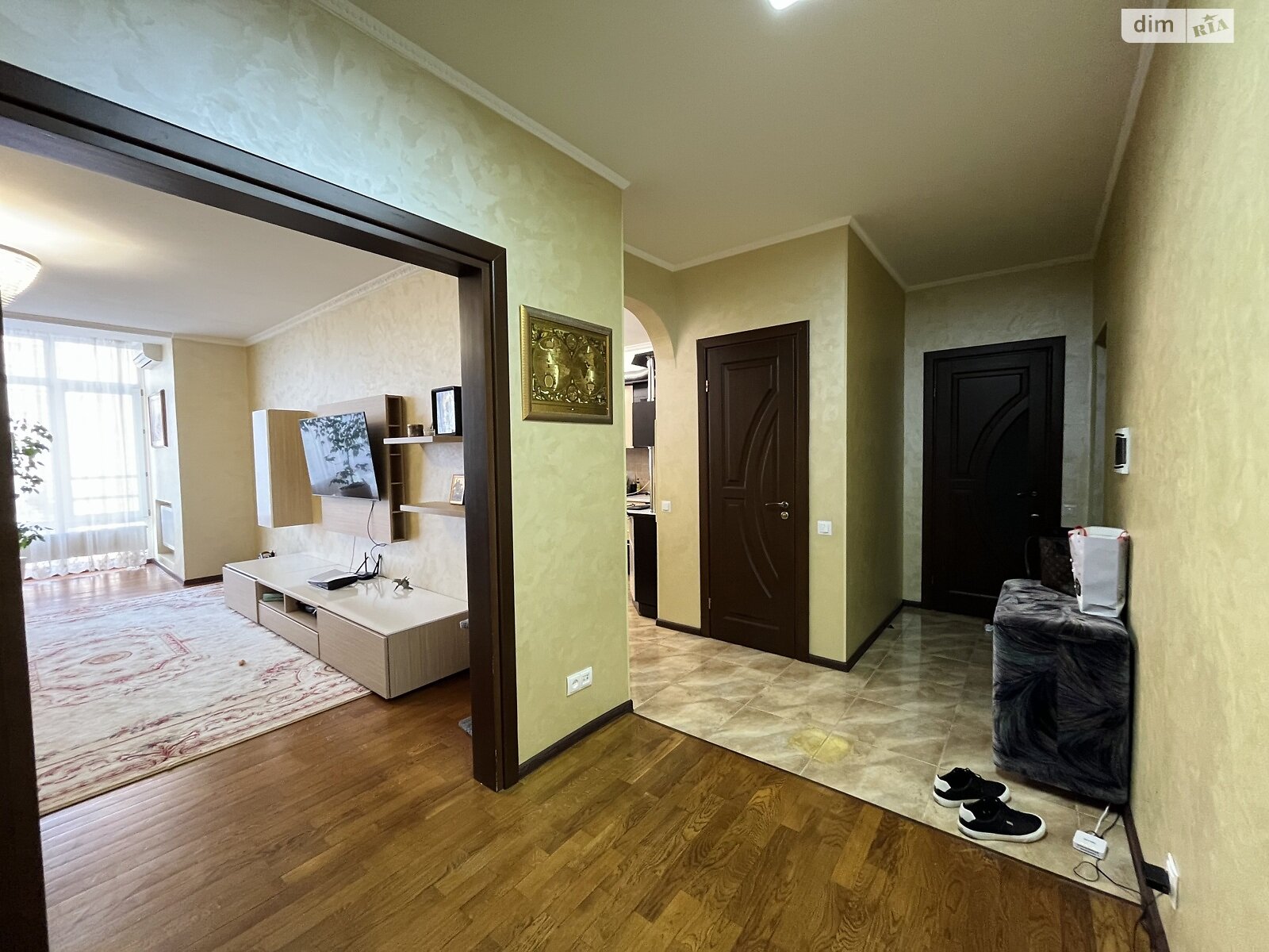 Продажа трехкомнатной квартиры в Киеве, на ул. Юлии Здановской 58, район Теремки-2 фото 1