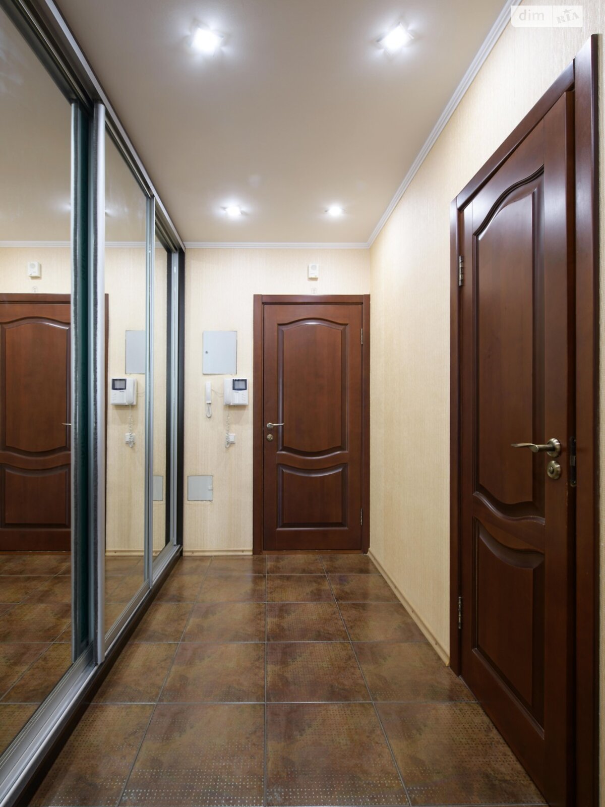 Продажа двухкомнатной квартиры в Киеве, на ул. Юлии Здановской 58А, район Теремки-2 фото 1 Продажа двухкомнатной квартиры в Киеве, на ул. Юлии Здановской 58А, район Теремки-2 фото 1