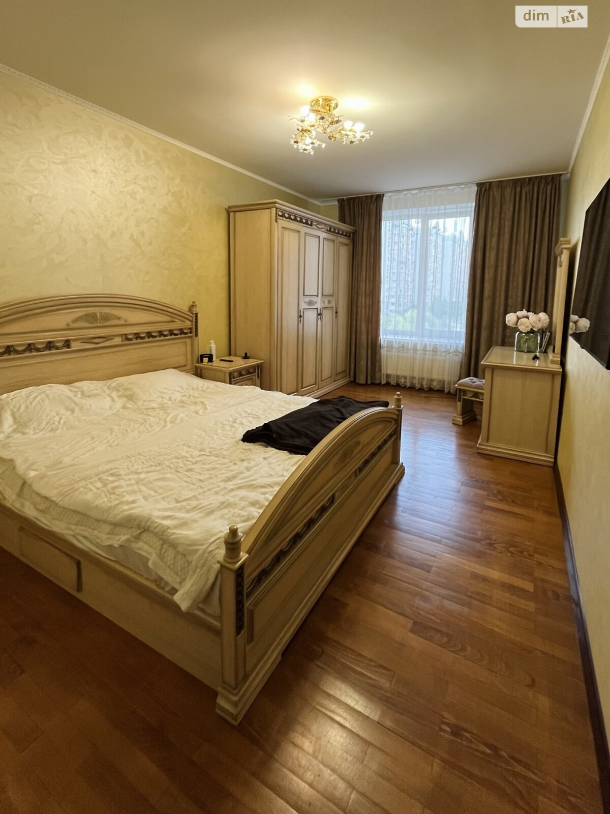 Продажа трехкомнатной квартиры в Киеве, на ул. Юлии Здановской 58, район Теремки-2 фото 1