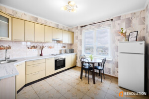 Продажа однокомнатной квартиры в Киеве, на ул. Юлии Здановской 85, кв. 159, район Теремки-2 фото 2