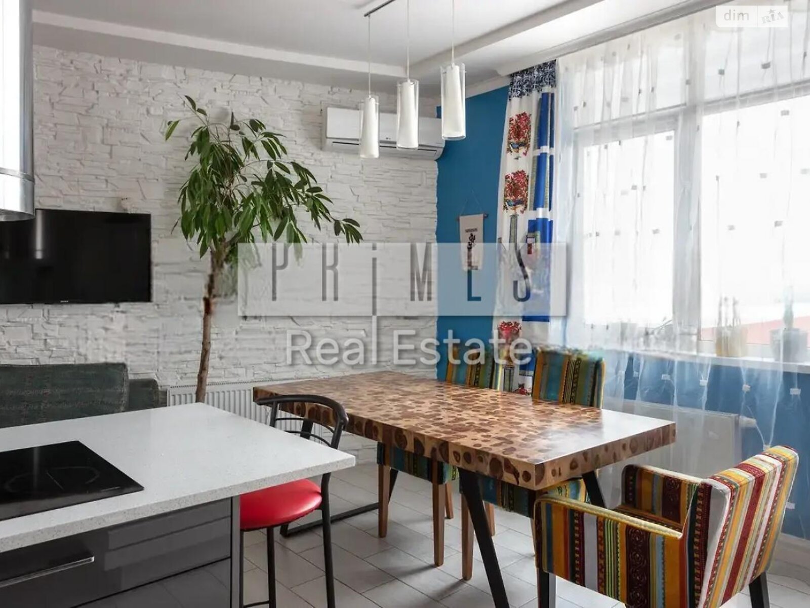 Продажа четырехкомнатной квартиры в Киеве, на ул. Юлии Здановской, район Теремки-2 фото 1