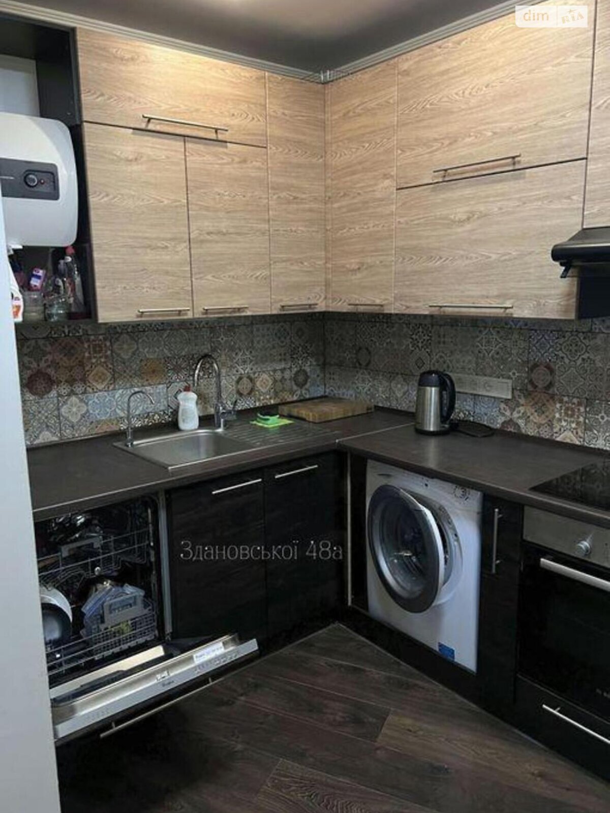 Продажа трехкомнатной квартиры в Киеве, на ул. Юлии Здановской 48А, район Теремки-2 фото 1 Продажа трехкомнатной квартиры в Киеве, на ул. Юлии Здановской 48А, район Теремки-2 фото 1
