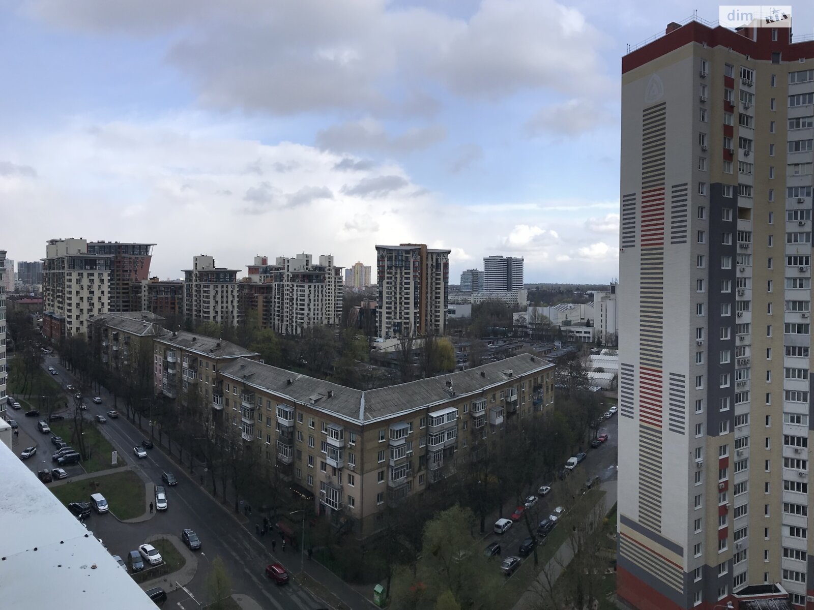 Продаж трикімнатної квартири в Києві, на вул. Юлії Здановської 50/2, район Теремки-2 фото 1 Продаж трикімнатної квартири в Києві, на вул. Юлії Здановської 50/2, район Теремки-2 фото 1
