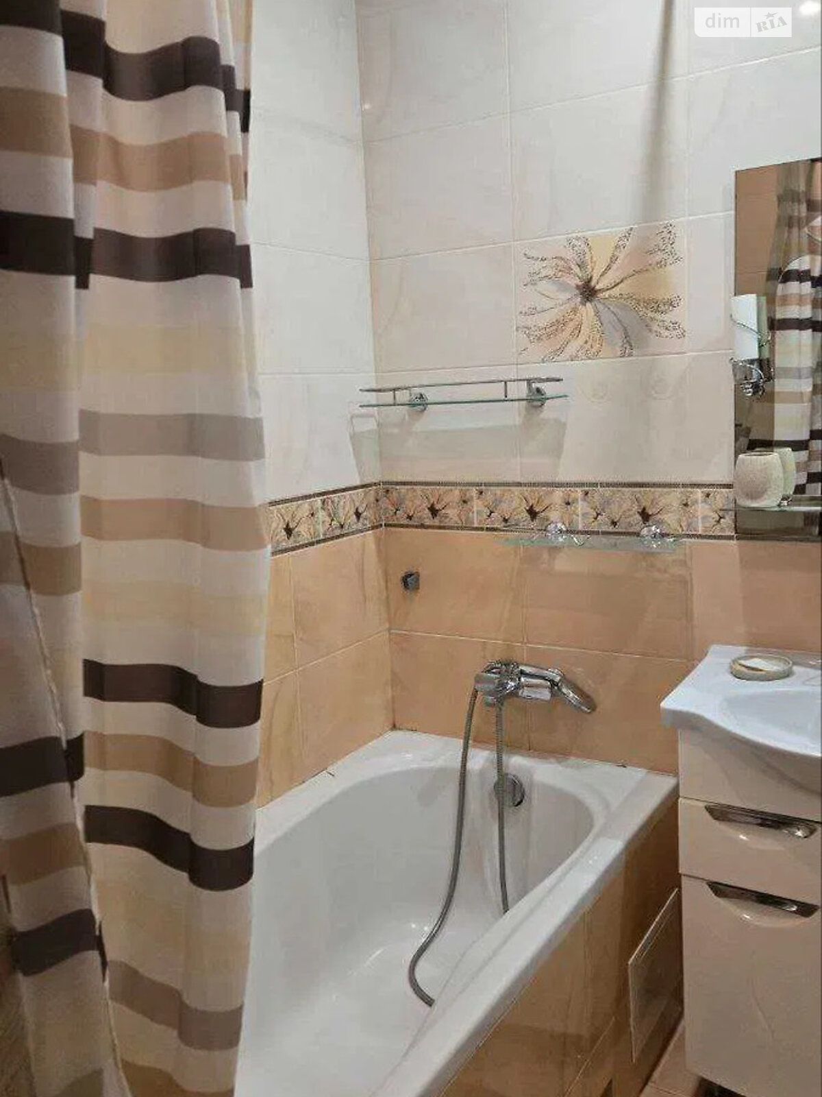 Продажа трехкомнатной квартиры в Киеве, на ул. Юлии Здановской 52А, район Теремки-2 фото 1 Продажа трехкомнатной квартиры в Киеве, на ул. Юлии Здановской 52А, район Теремки-2 фото 1