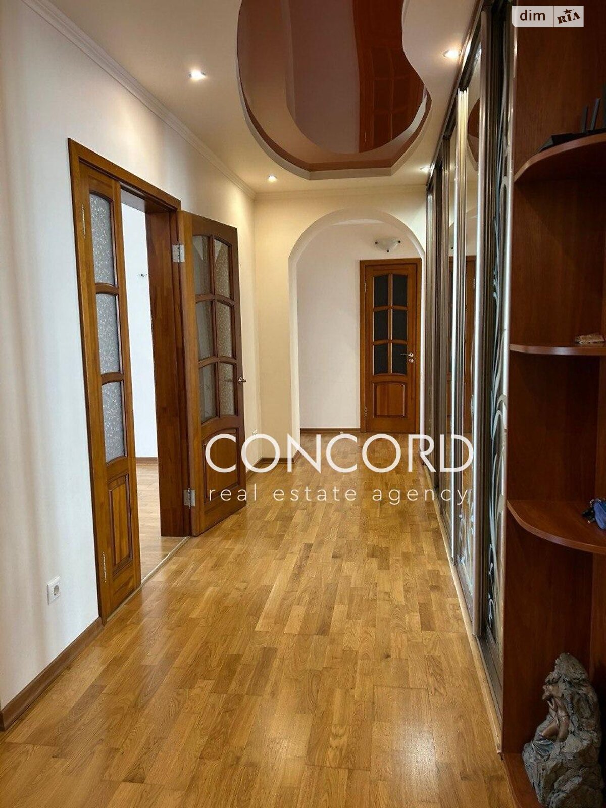 Продажа трехкомнатной квартиры в Киеве, на ул. Юлии Здановской 60А, район Теремки-2 фото 1 Продажа трехкомнатной квартиры в Киеве, на ул. Юлии Здановской 60А, район Теремки-2 фото 1