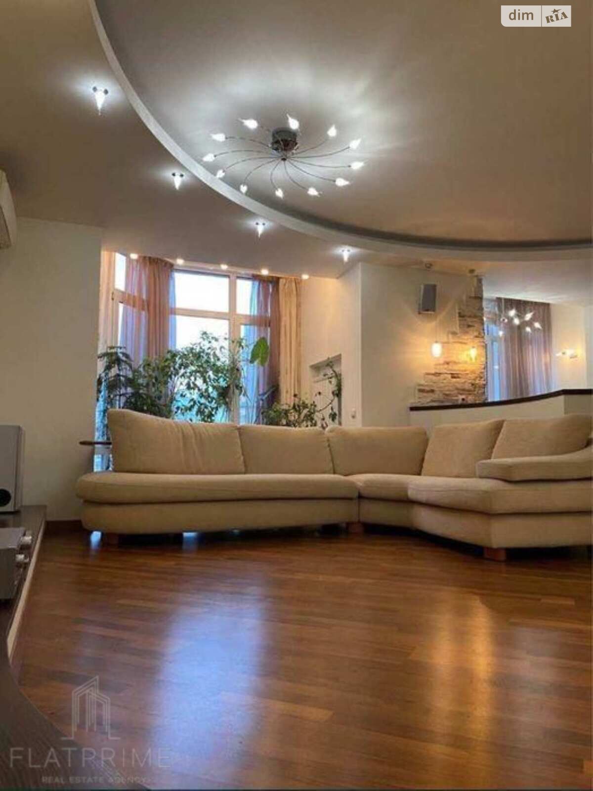 Продажа четырехкомнатной квартиры в Киеве, на ул. Юлии Здановской 60/5, район Теремки-2 фото 1 Продажа четырехкомнатной квартиры в Киеве, на ул. Юлии Здановской 60/5, район Теремки-2 фото 1