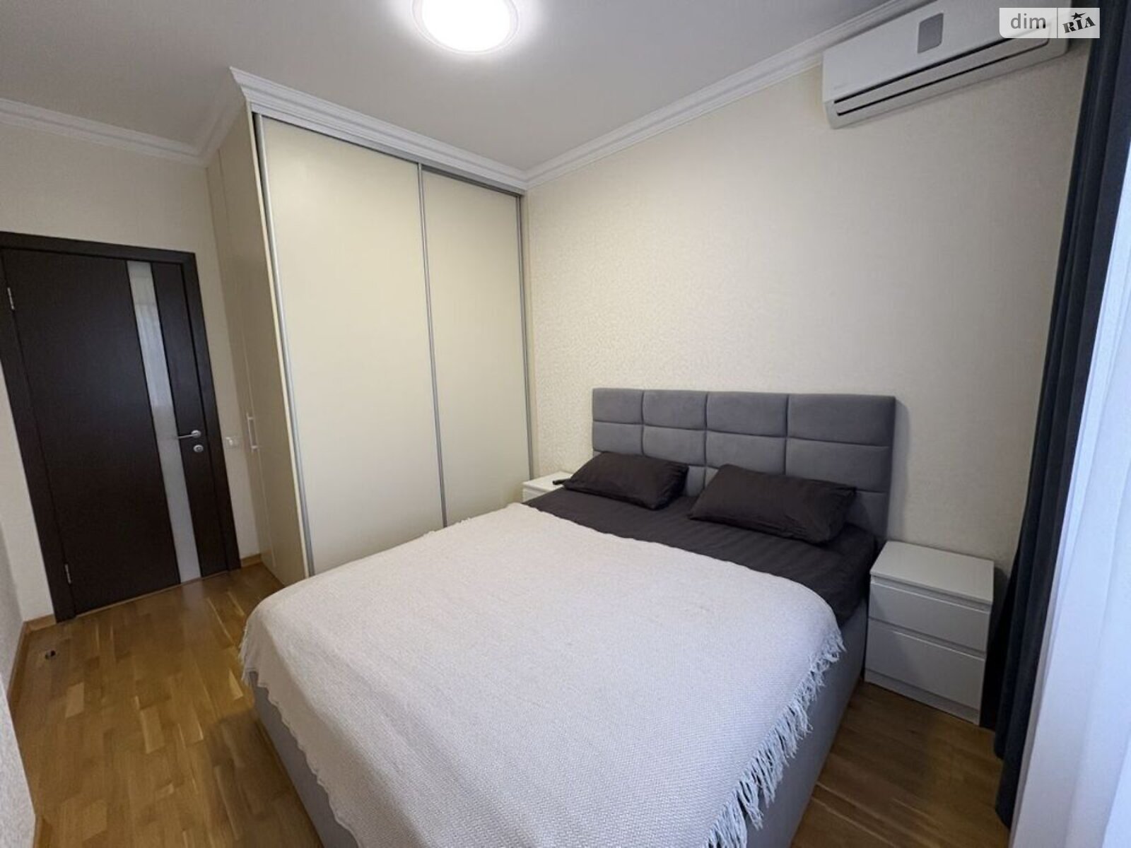 Продажа однокомнатной квартиры в Киеве, на ул. Юлии Здановской 50/2, район Теремки-2 фото 1