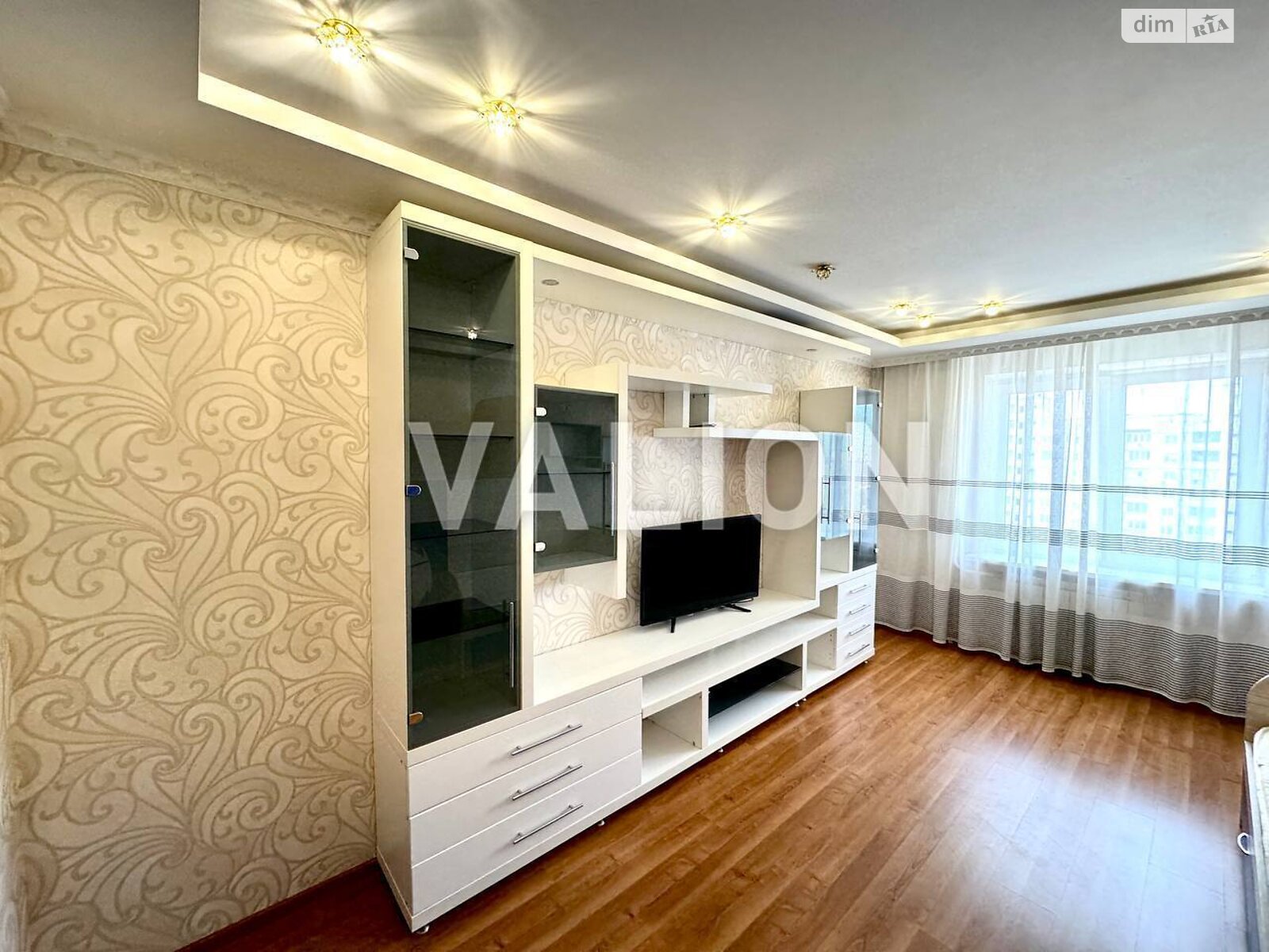 Продаж двокімнатної квартири в Києві, на вул. Олександри Екстер 5, район Троєщина фото 1 Продаж двокімнатної квартири в Києві, на вул. Олександри Екстер 5, район Троєщина фото 1