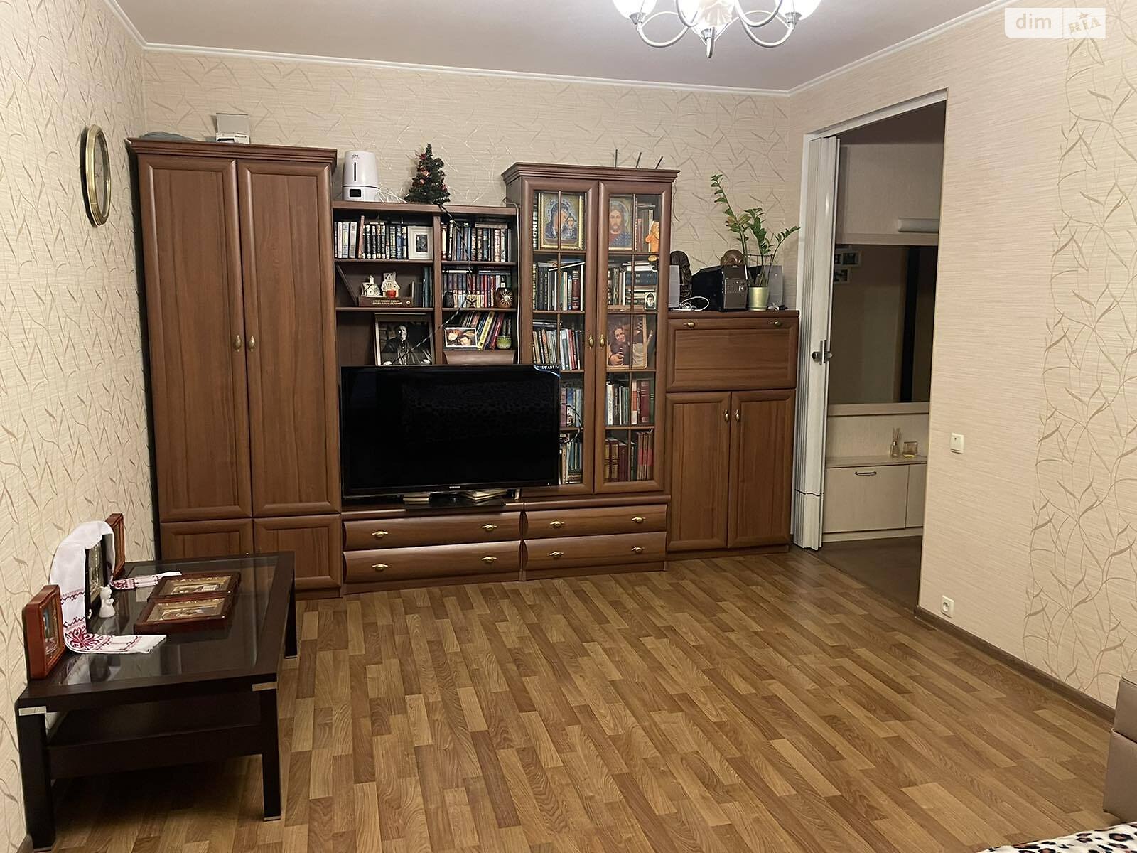 Продаж двокімнатної квартири в Києві, на вул. Олександри Екстер 16, район Деснянський фото 1 Продаж двокімнатної квартири в Києві, на вул. Олександри Екстер 16, район Деснянський фото 1