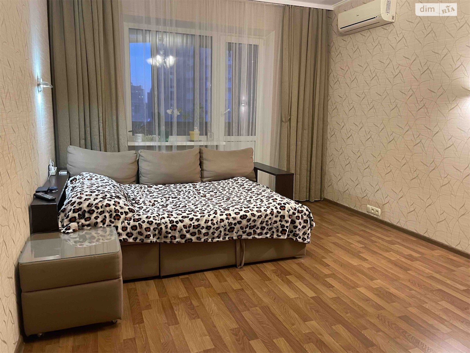 Продаж двокімнатної квартири в Києві, на вул. Олександри Екстер 16, район Деснянський фото 1 Продаж двокімнатної квартири в Києві, на вул. Олександри Екстер 16, район Деснянський фото 1