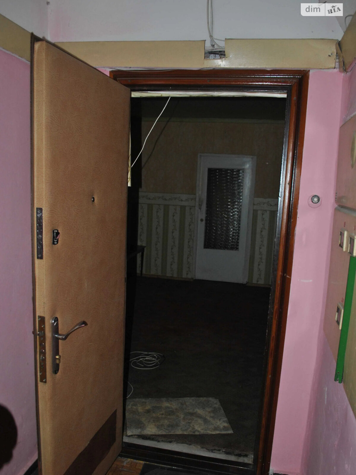 Продажа трехкомнатной квартиры в Киеве, на ул. Архитектора Николаева 15Б, район Троещина фото 1 Продажа трехкомнатной квартиры в Киеве, на ул. Архитектора Николаева 15Б, район Троещина фото 1