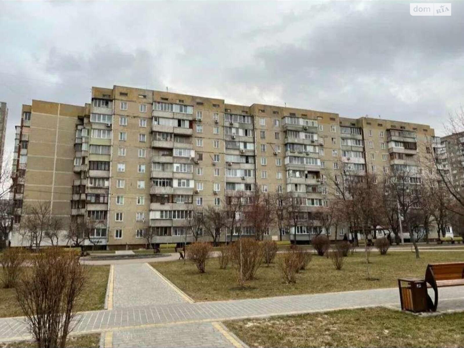 Продажа трехкомнатной квартиры в Киеве, на просп. Червоной Калины 53, район Троещина фото 1