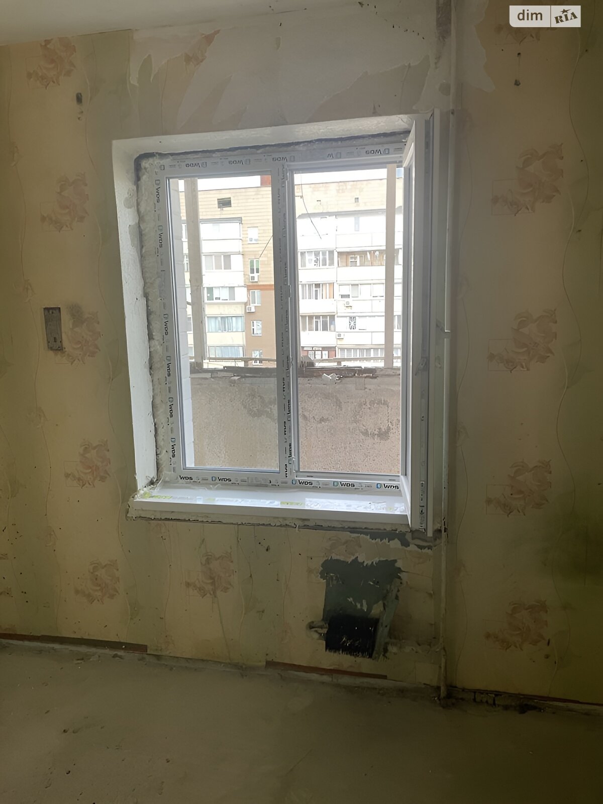 Продаж однокімнатної квартири в Києві, на просп. Червоної Калини 8А, район Троєщина фото 1 Продаж однокімнатної квартири в Києві, на просп. Червоної Калини 8А, район Троєщина фото 1