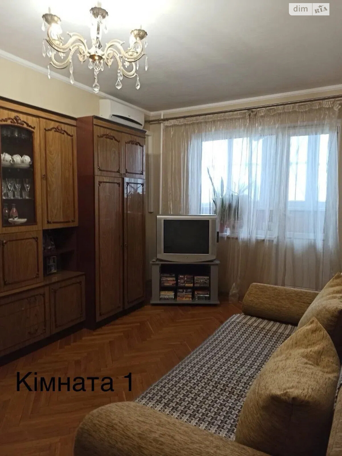 Продаж трикімнатної квартири в Києві, на просп. Червоної Калини 62А, район Троєщина фото 1