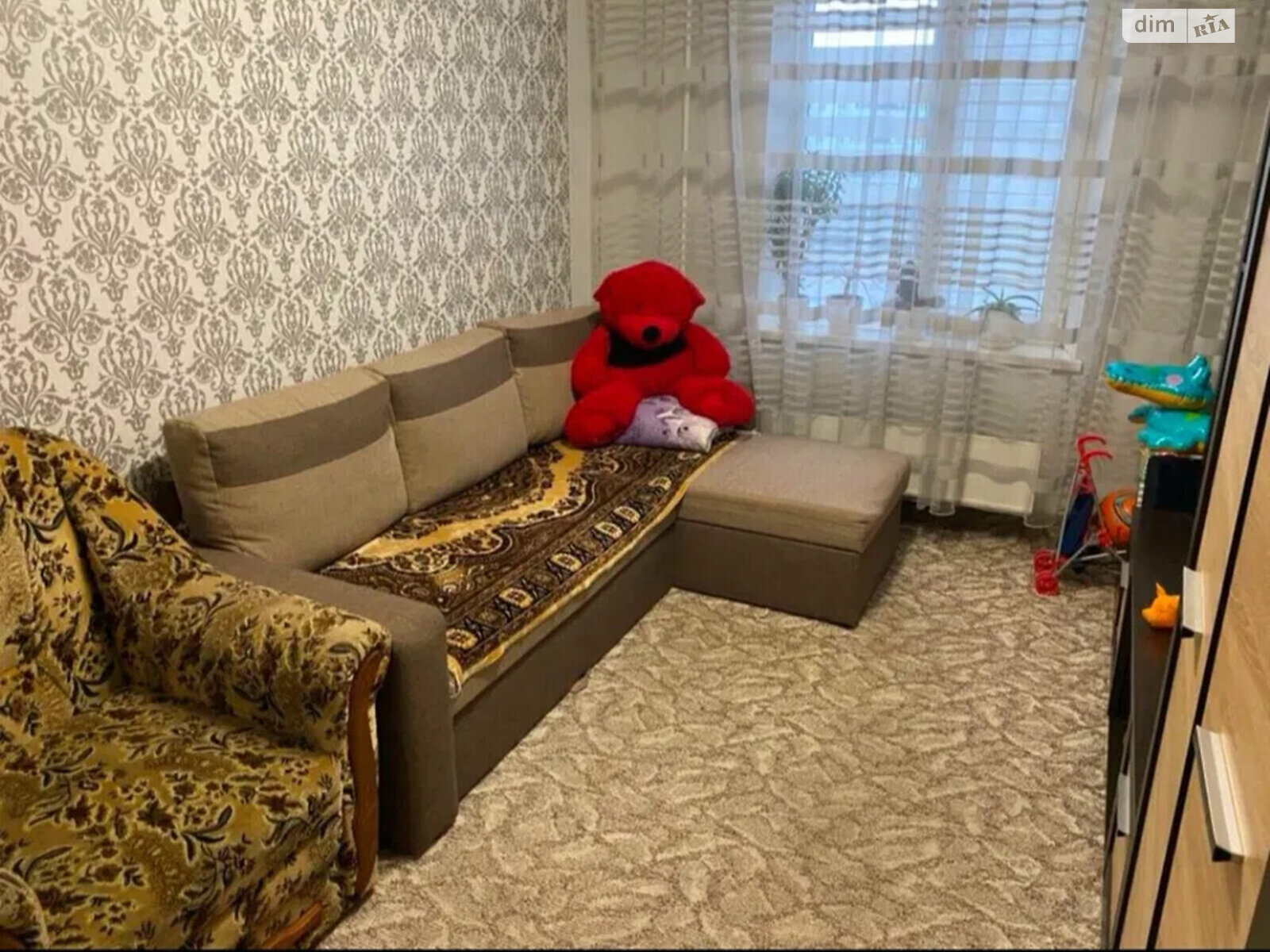 Продаж трикімнатної квартири в Києві, на просп. Червоної Калини 53, район Троєщина фото 1 Продаж трикімнатної квартири в Києві, на просп. Червоної Калини 53, район Троєщина фото 1