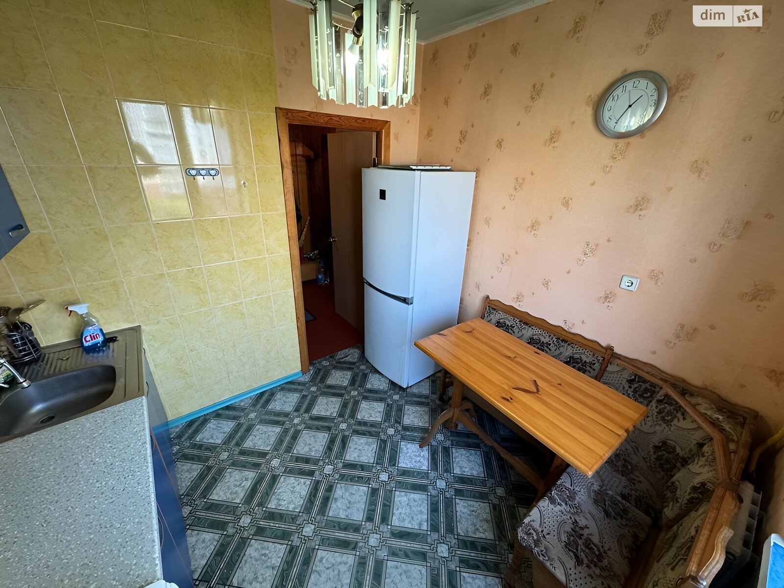 Продажа трехкомнатной квартиры в Киеве, на просп. Червоной Калины 8, район Троещина фото 1 Продажа трехкомнатной квартиры в Киеве, на просп. Червоной Калины 8, район Троещина фото 1