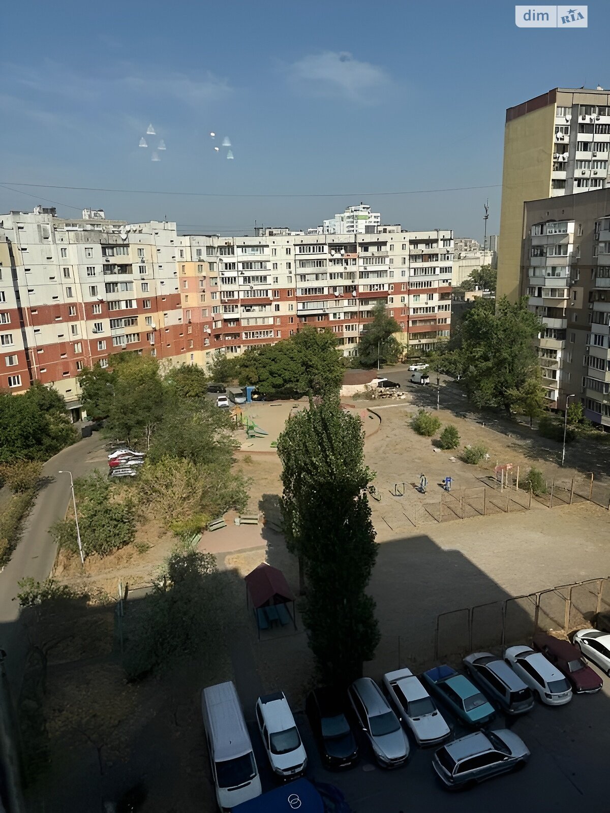 Продажа трехкомнатной квартиры в Киеве, на просп. Червоной Калины 8, район Троещина фото 1 Продажа трехкомнатной квартиры в Киеве, на просп. Червоной Калины 8, район Троещина фото 1