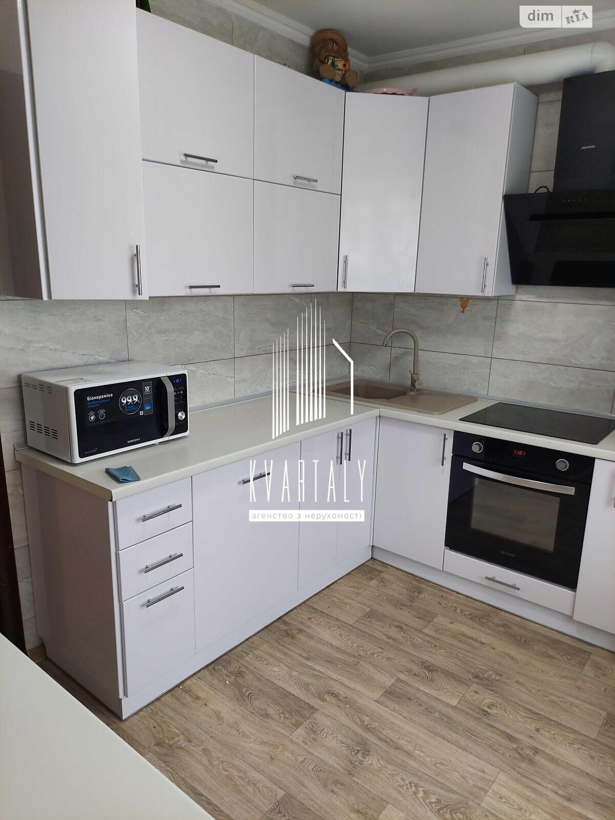 Продаж двокімнатної квартири в Києві, на просп. Червоної Калини 40, район Троєщина фото 1 Продаж двокімнатної квартири в Києві, на просп. Червоної Калини 40, район Троєщина фото 1