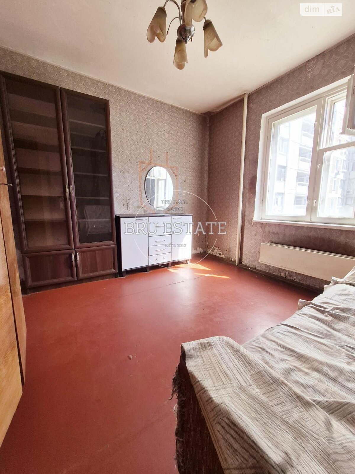 Продажа трехкомнатной квартиры в Киеве, на просп. Червоной Калины 89, район Троещина фото 1 Продажа трехкомнатной квартиры в Киеве, на просп. Червоной Калины 89, район Троещина фото 1