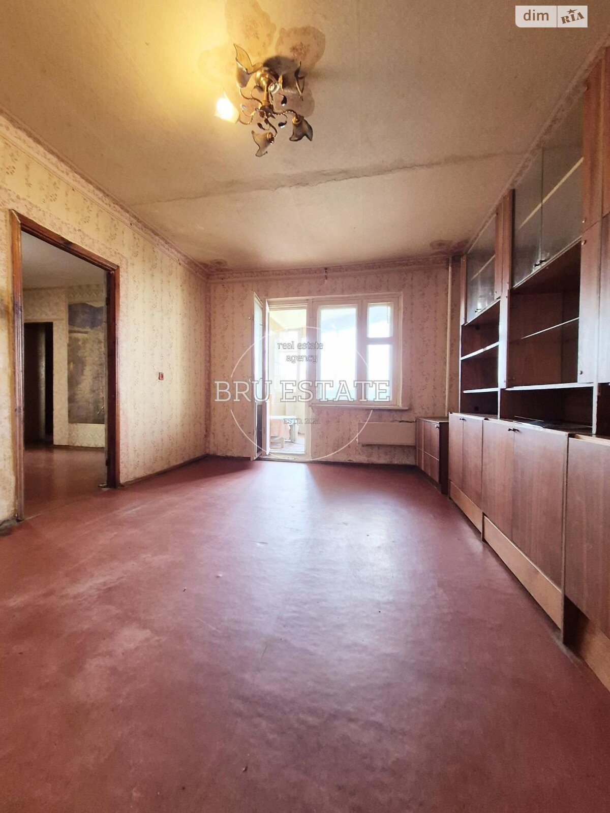 Продажа трехкомнатной квартиры в Киеве, на просп. Червоной Калины 89, район Троещина фото 1 Продажа трехкомнатной квартиры в Киеве, на просп. Червоной Калины 89, район Троещина фото 1