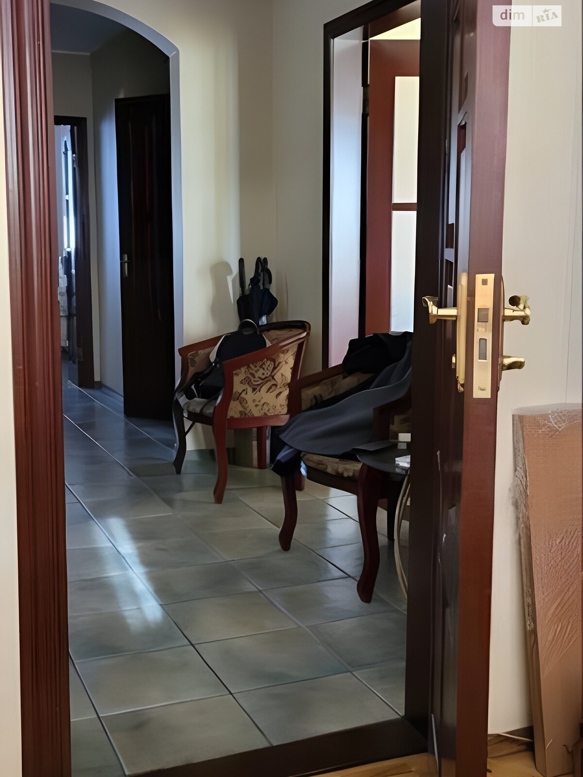 Продажа трехкомнатной квартиры в Киеве, на просп. Червоной Калины 2А, район Троещина фото 1 Продажа трехкомнатной квартиры в Киеве, на просп. Червоной Калины 2А, район Троещина фото 1