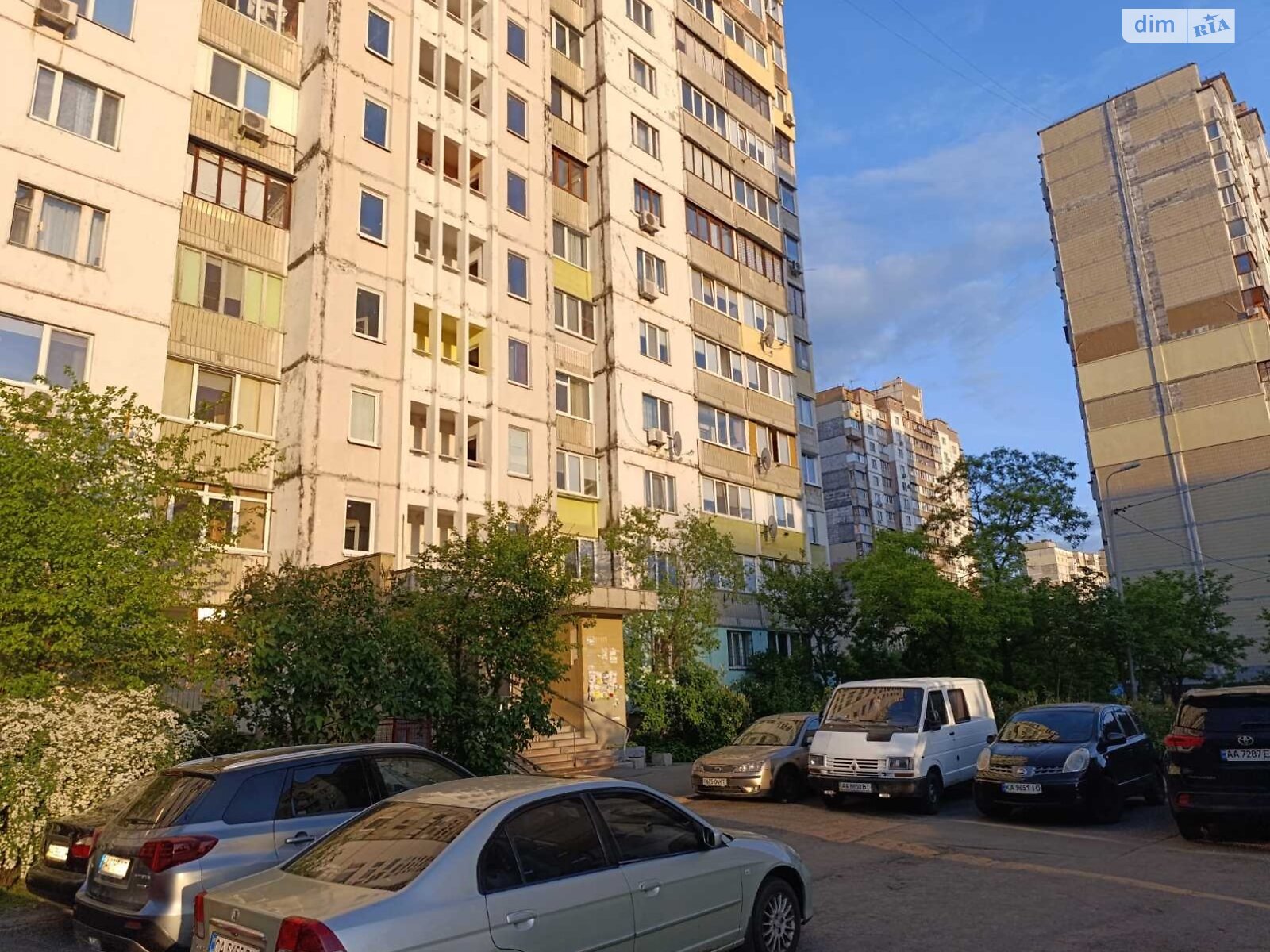 Продаж двокімнатної квартири в Києві, на просп. Червоної Калини 93А, район Деснянський фото 1 Продаж двокімнатної квартири в Києві, на просп. Червоної Калини 93А, район Деснянський фото 1