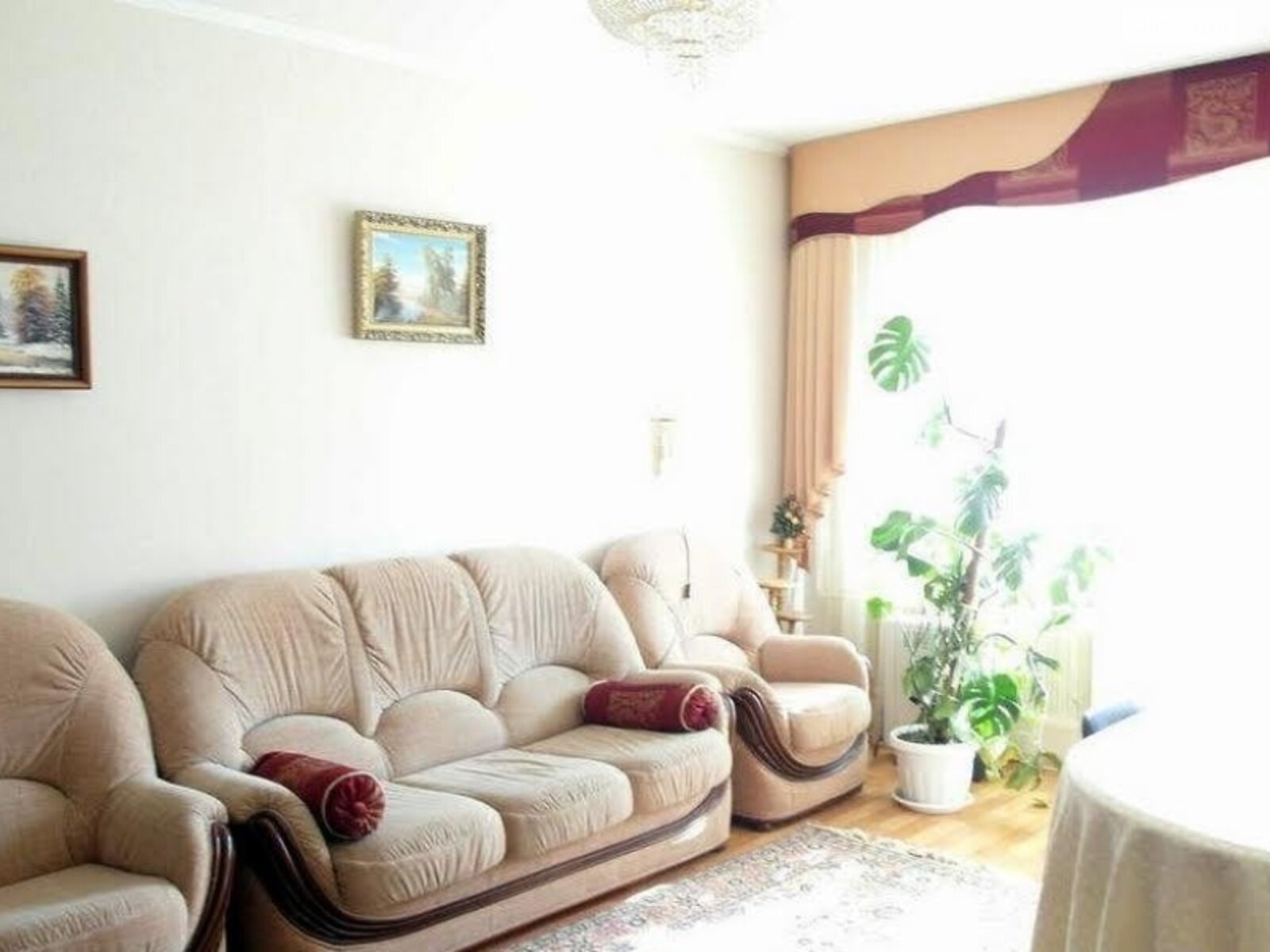 Продаж трикімнатної квартири в Києві, на просп. Червоної Калини 5, район Троєщина фото 1 Продаж трикімнатної квартири в Києві, на просп. Червоної Калини 5, район Троєщина фото 1