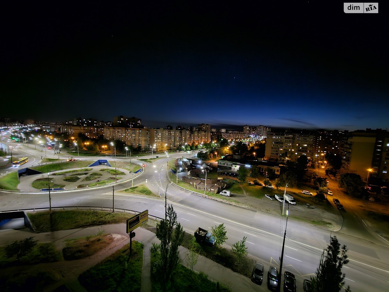 Продаж двокімнатної квартири в Києві, на просп. Червоної Калини 38/10, район Троєщина фото 1 Продаж двокімнатної квартири в Києві, на просп. Червоної Калини 38/10, район Троєщина фото 1