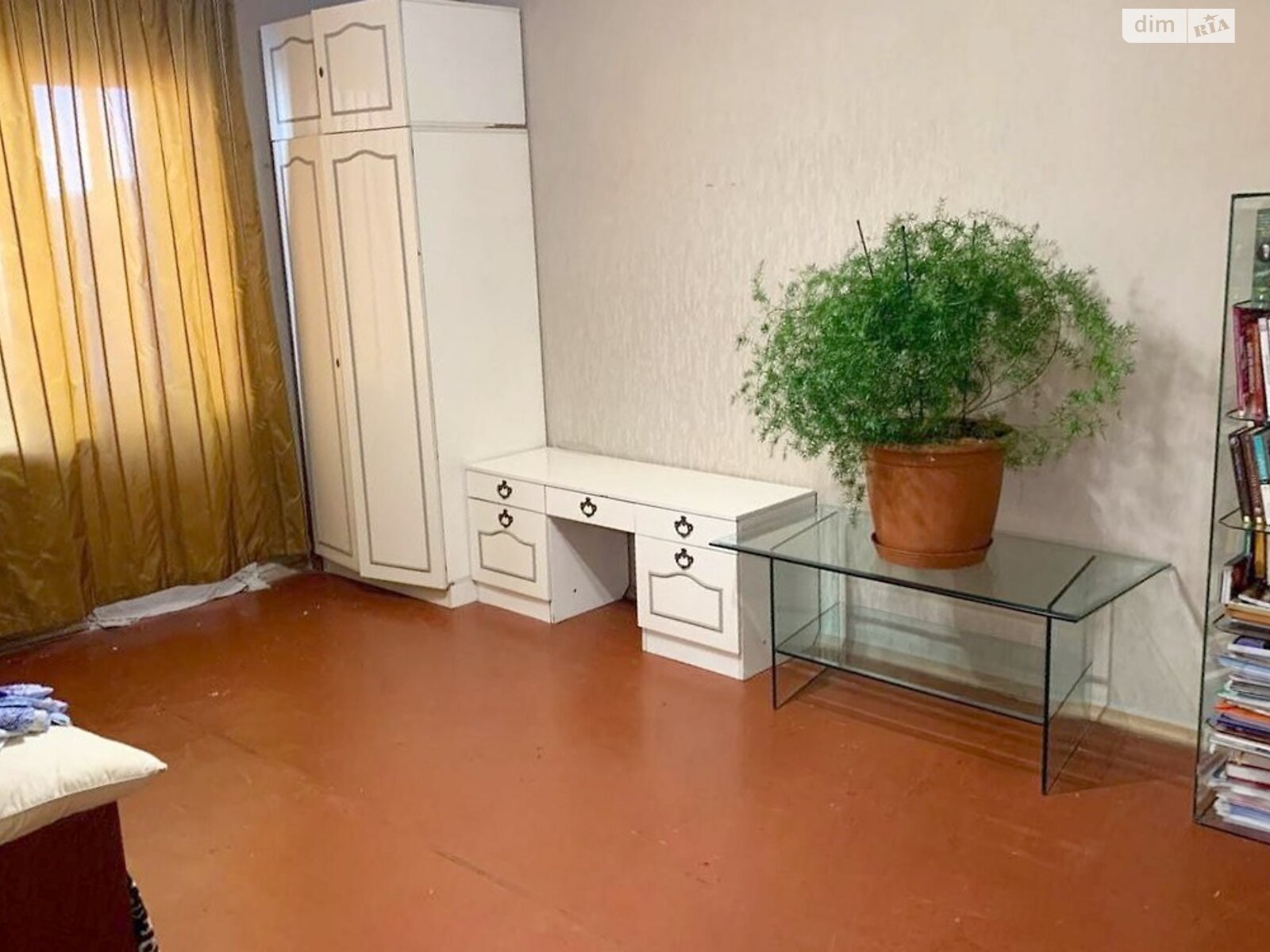 Продажа трехкомнатной квартиры в Киеве, на просп. Червоной Калины 81/11, район Троещина фото 1