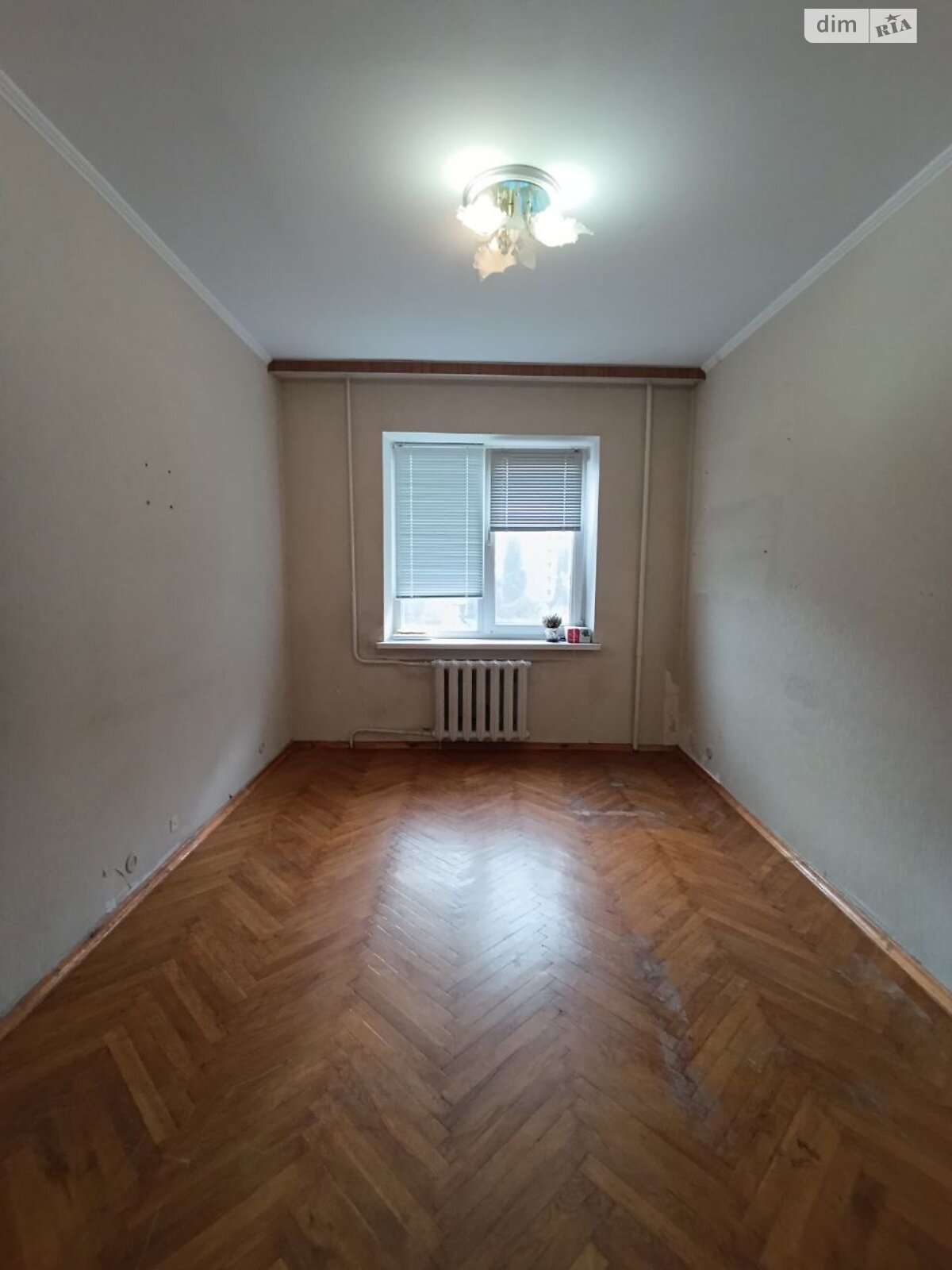 Продажа трехкомнатной квартиры в Киеве, на просп. Червоной Калины 37, район Троещина фото 1