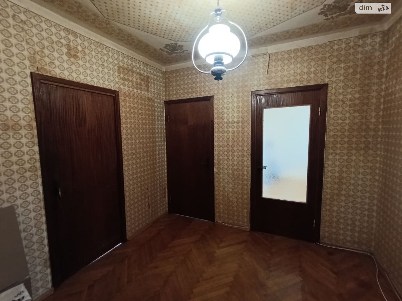 Продажа трехкомнатной квартиры в Киеве, на просп. Червоной Калины 37, район Троещина фото 1