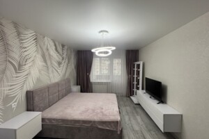 Продажа трехкомнатной квартиры в Киеве, на просп. Червоной Калины 38/10, район Деснянский фото 2