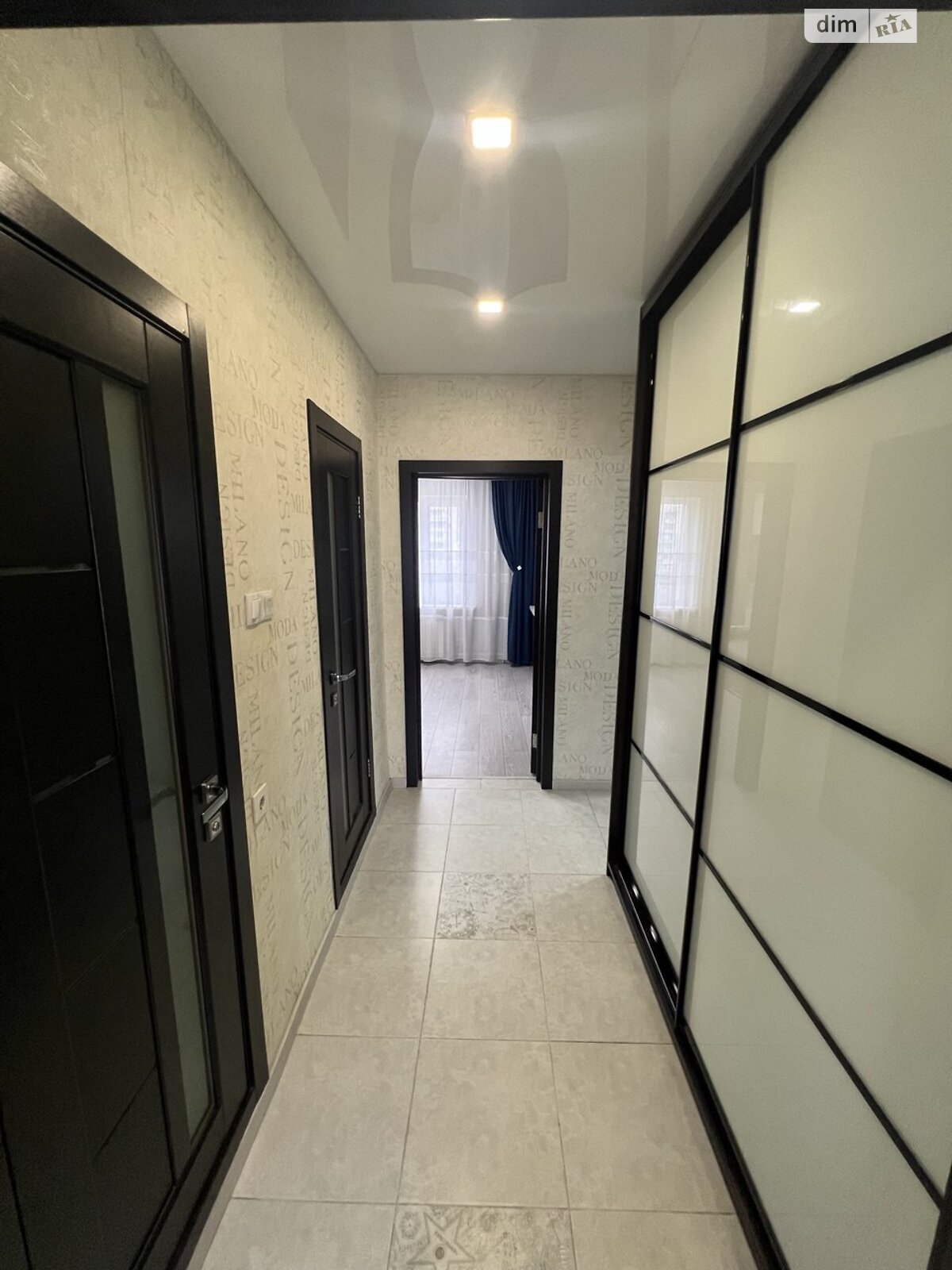 Продажа трехкомнатной квартиры в Киеве, на просп. Червоной Калины 38/10, район Деснянский фото 1