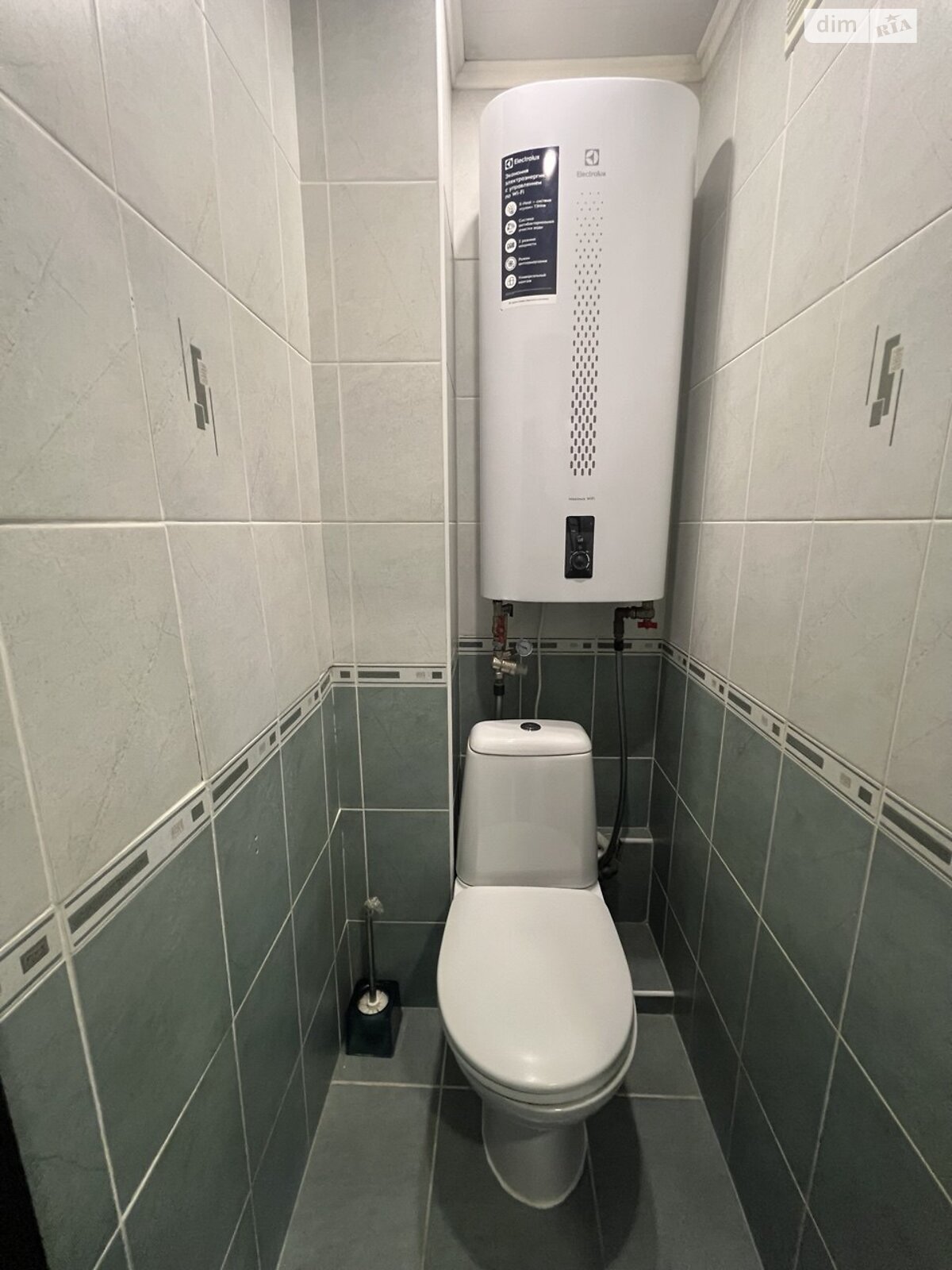 Продажа трехкомнатной квартиры в Киеве, на просп. Червоной Калины 38/10, район Деснянский фото 1