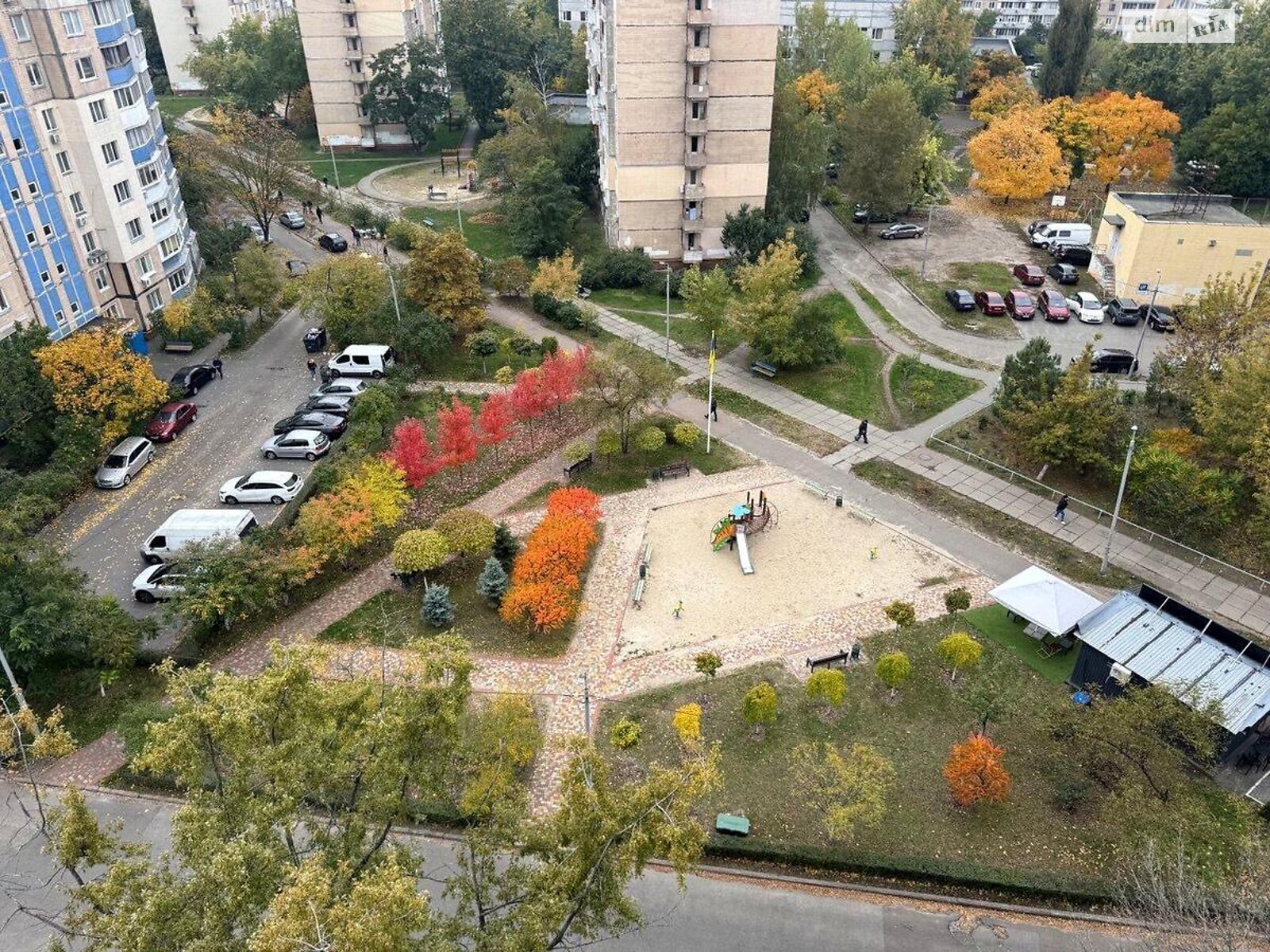 Продажа двухкомнатной квартиры в Киеве, на просп. Червоной Калины 22, район Троещина фото 1