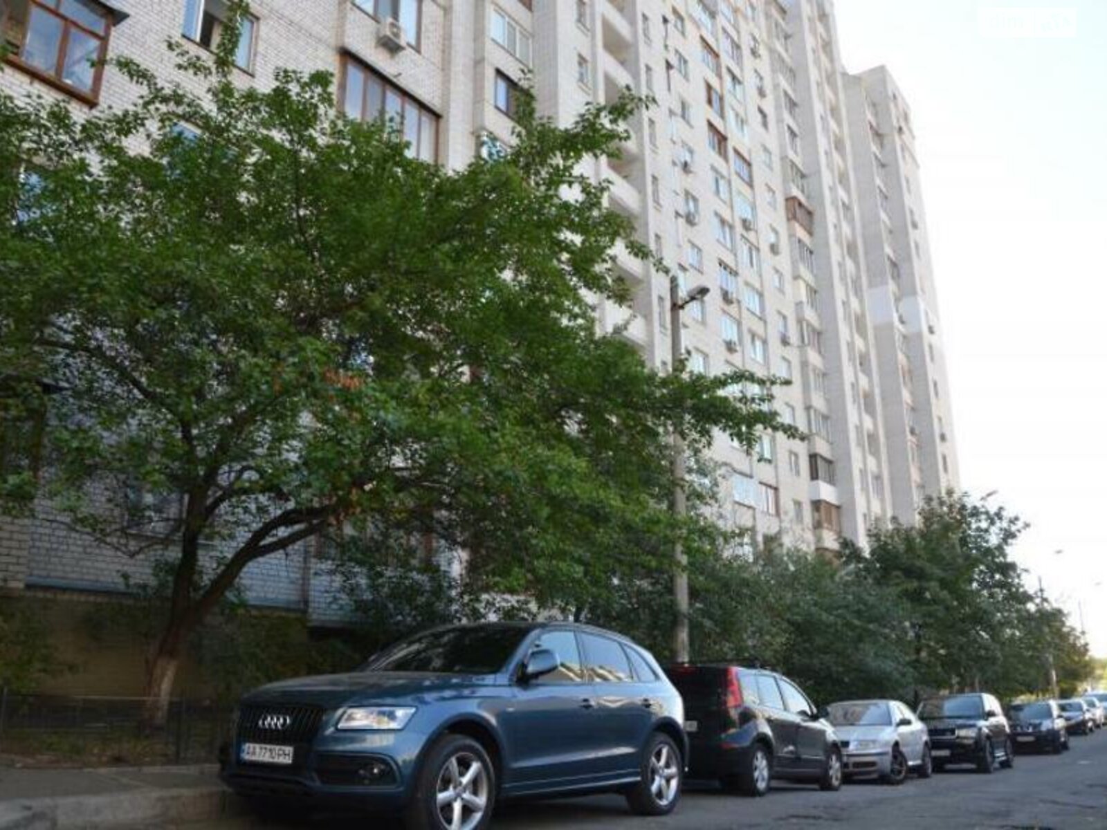 Продажа трехкомнатной квартиры в Киеве, на ул. Рональда Рейгана 34/51, район Троещина фото 1