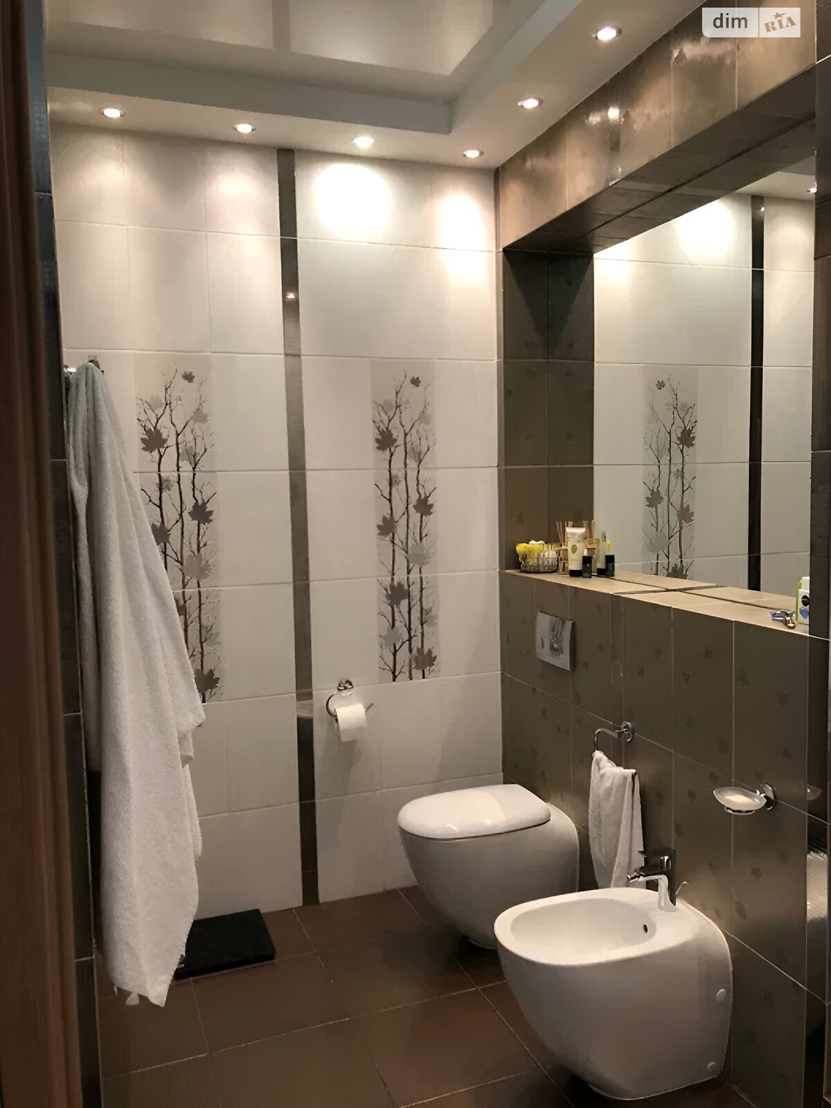 Продаж трикімнатної квартири в Києві, на вул. Градинська 7, район Троєщина фото 1 Продаж трикімнатної квартири в Києві, на вул. Градинська 7, район Троєщина фото 1